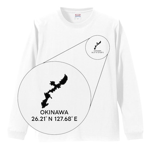 《沖縄》 緯度経度ミニマルロングスリーブTシャツ|地図×地名×ワンポイントデザイン