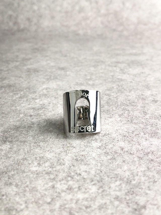 Christian Dior クリスチャン ディオール 指輪 シルバー 鍵穴モチーフ 13号 vintage ヴィンテージ オールド rn3y82