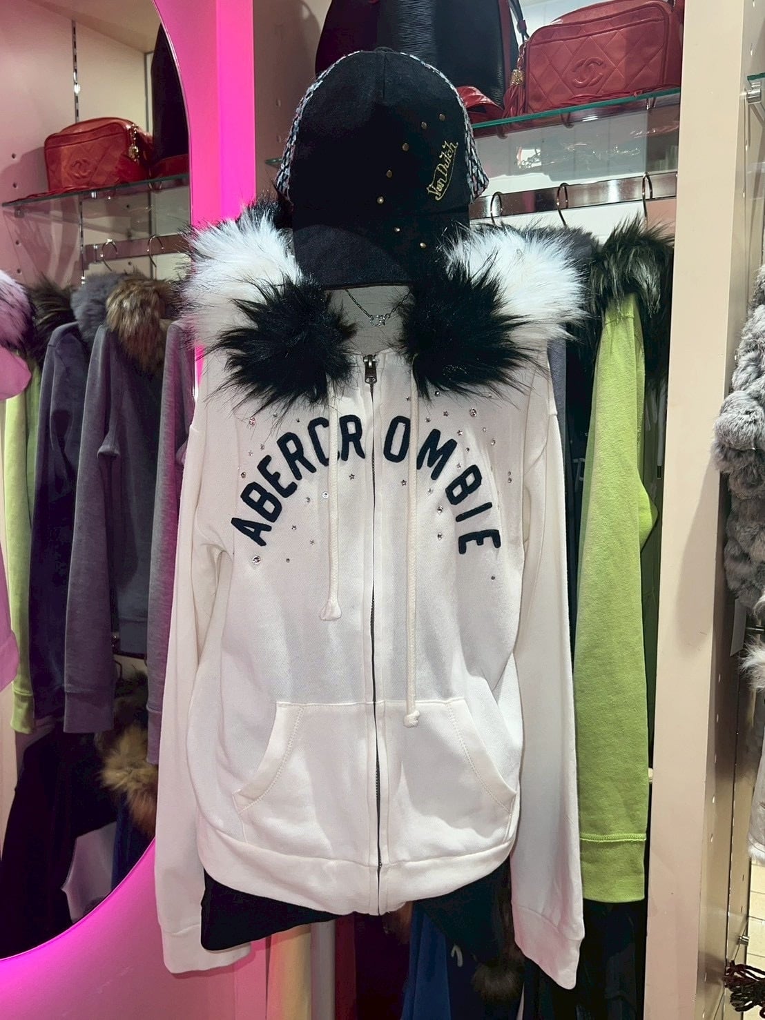 VINTAGE | TSUKI BOUTIQUE