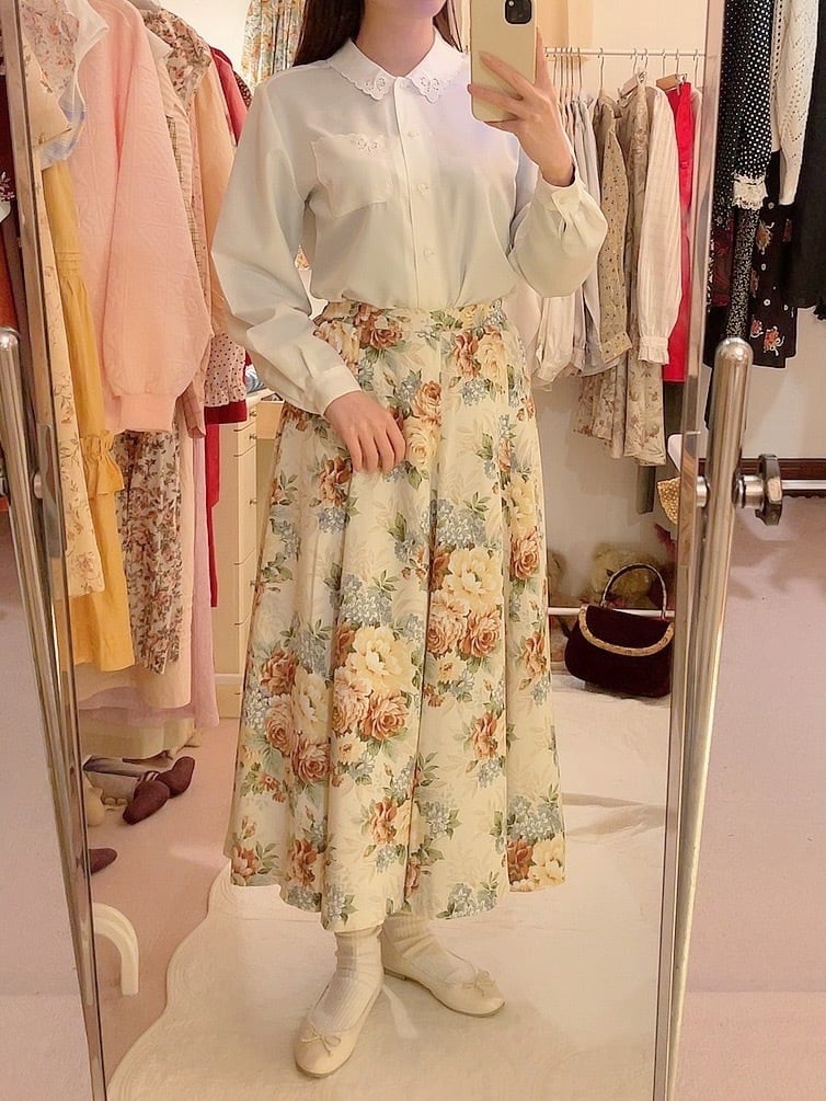 cream antique rose flare skirt