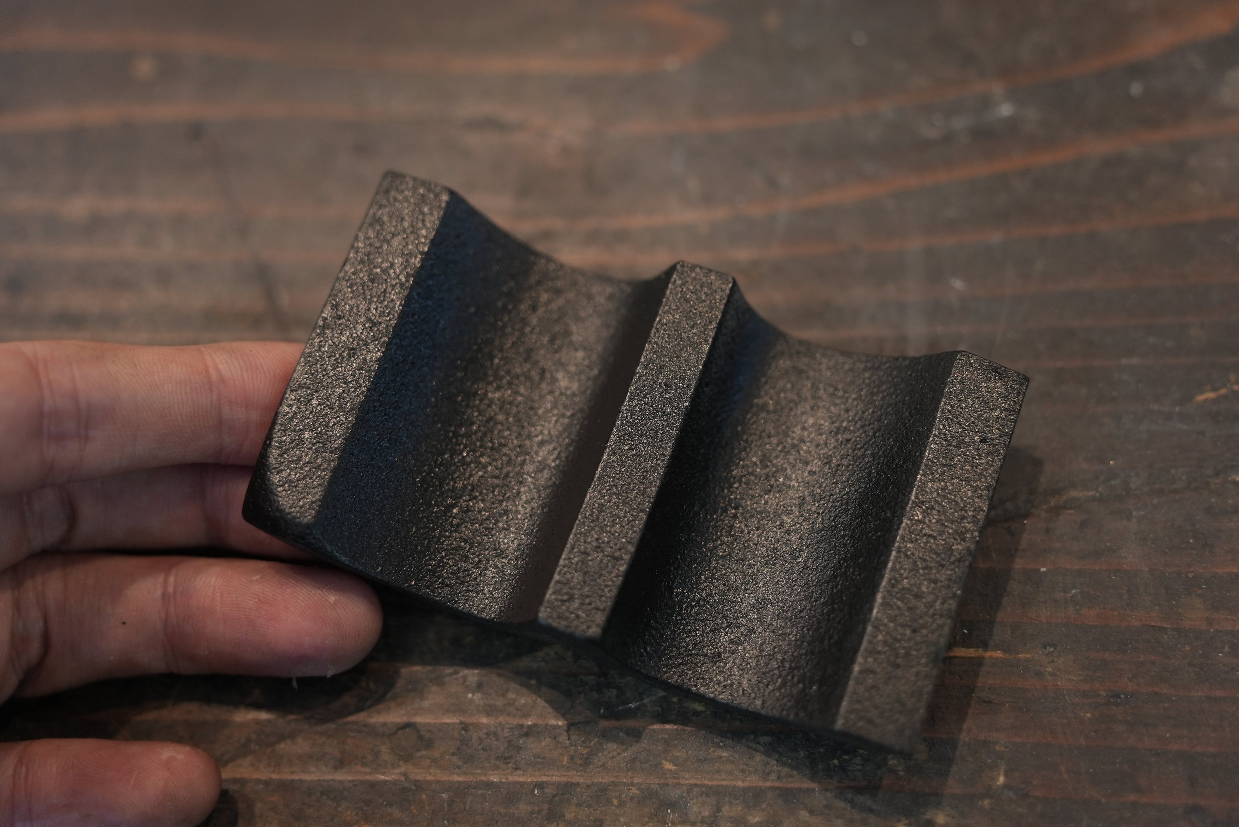 南部鉄器 文鎮 雨ニモマケズ | 1848年創業 南部鉄器工房及富