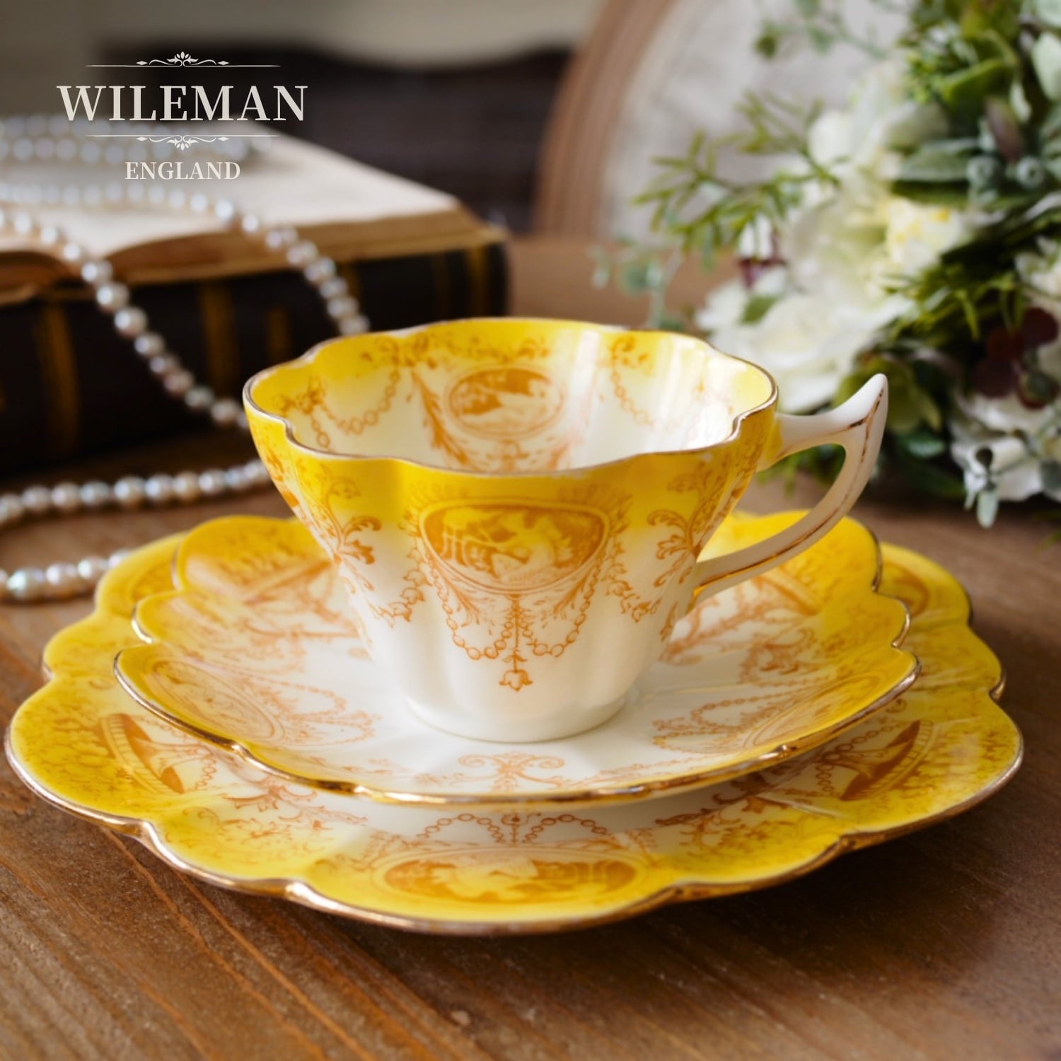 優雅な装飾が魅せるクラシック | Antique FEELPORT｜英仏アンティーク食器