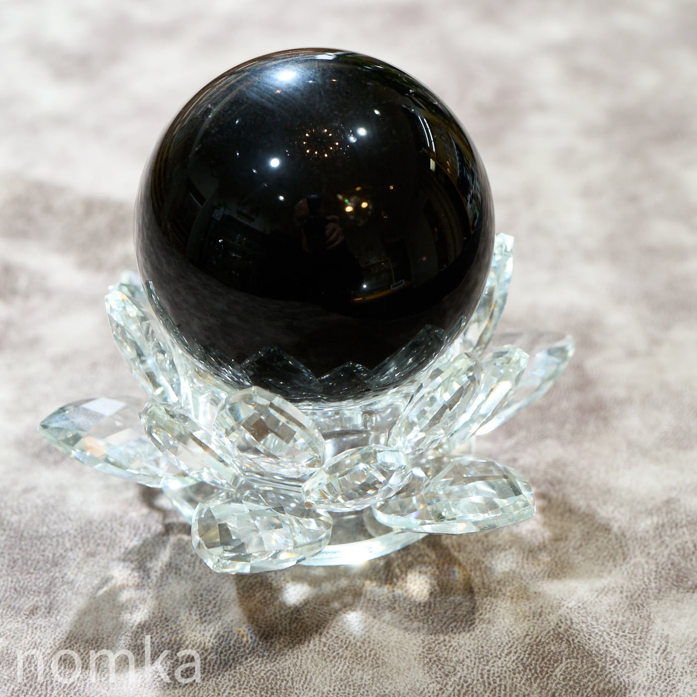 漆黒の結界、聖域を護る守護石】天然モリオン(黒水晶) 66.5mmスフィア