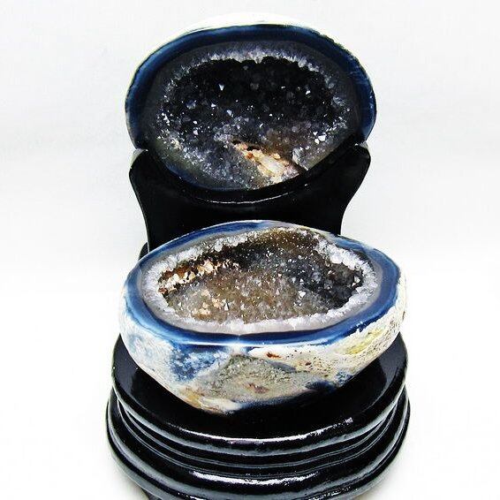 トレジャーメノウ アゲート 台座付属 原石 置物 一点物 175-1400