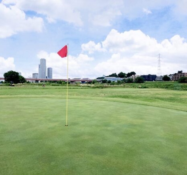 【神奈川県】東急ゴルフパークたまがわ 全日１周（７ホール）利用券（初心者の方へおススメ）