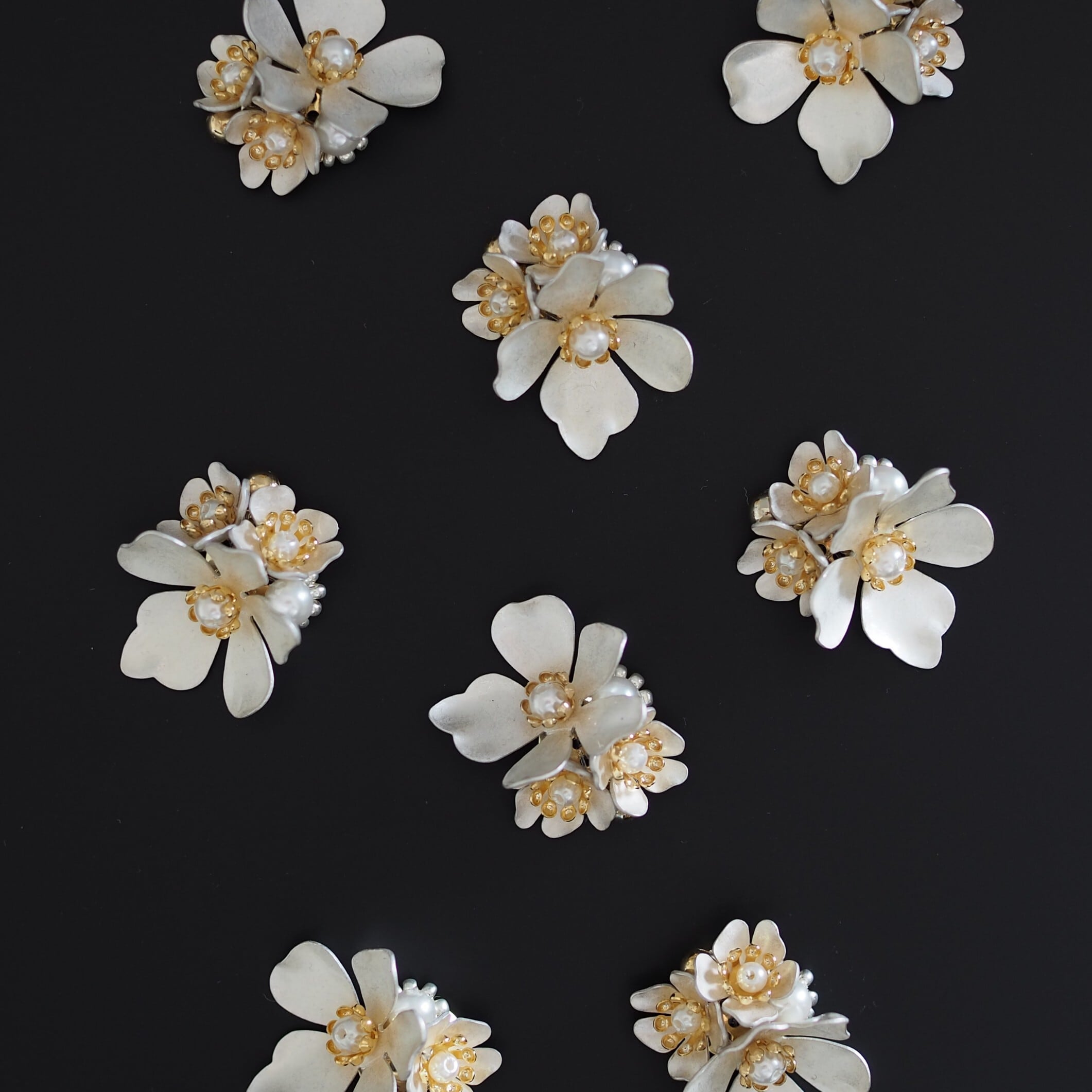 white bouquet ピアス/イヤリング | kanade