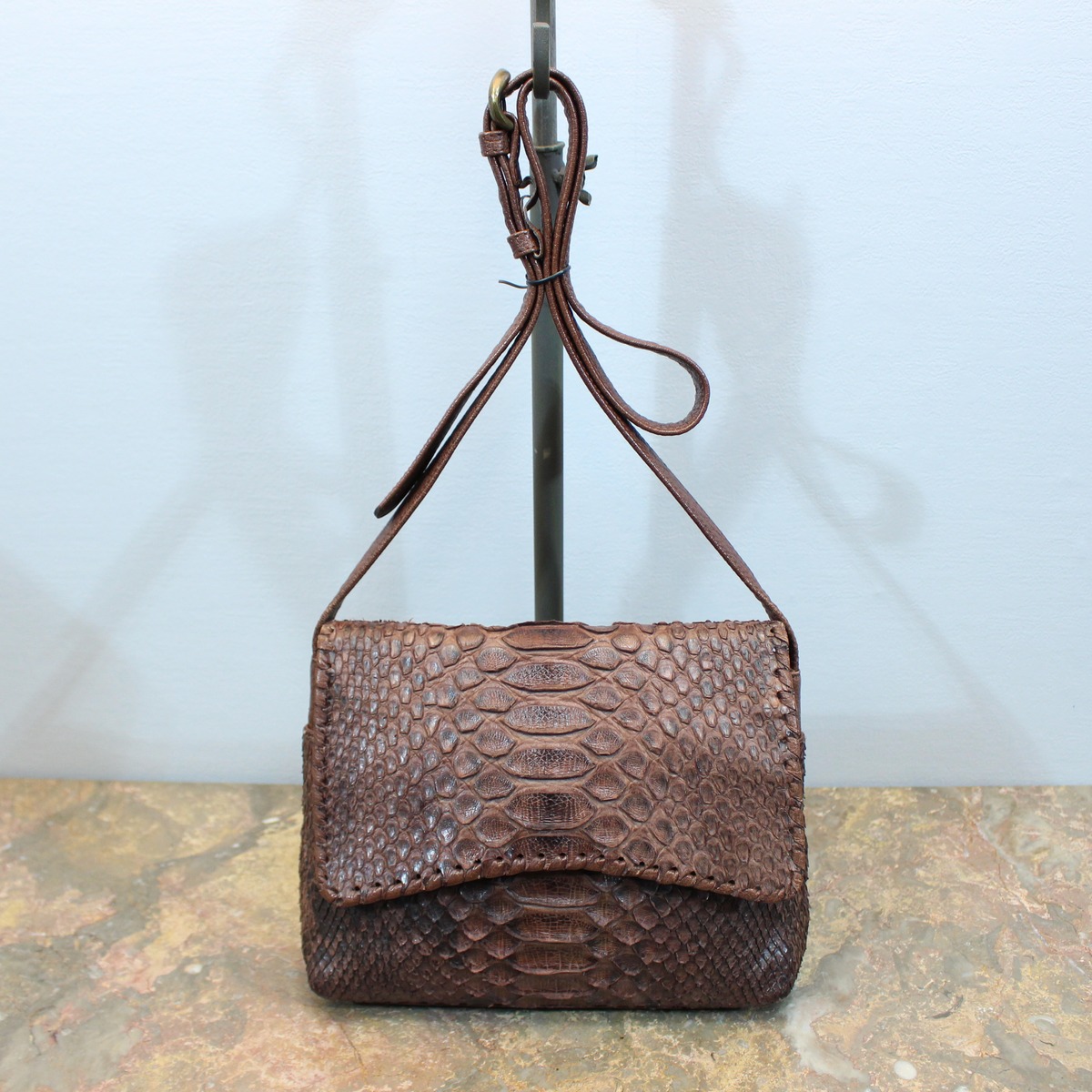 2000000022000 IBIZA PYSON LEATHER SHOULDER BAG/イビザパイソン 