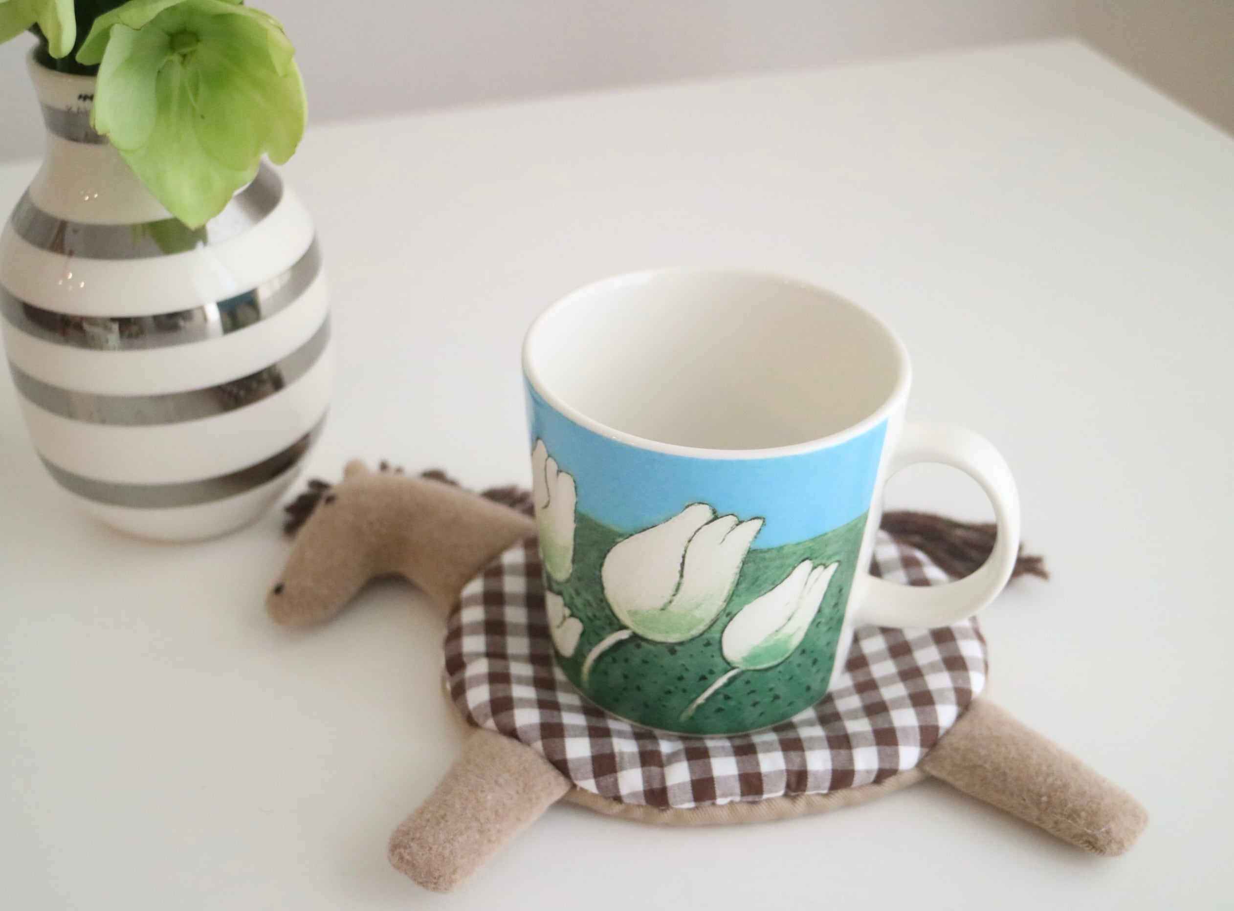 ARABIA / Helja ヘルヤ / マグカップ Aina kaunis チューリップ No.6647