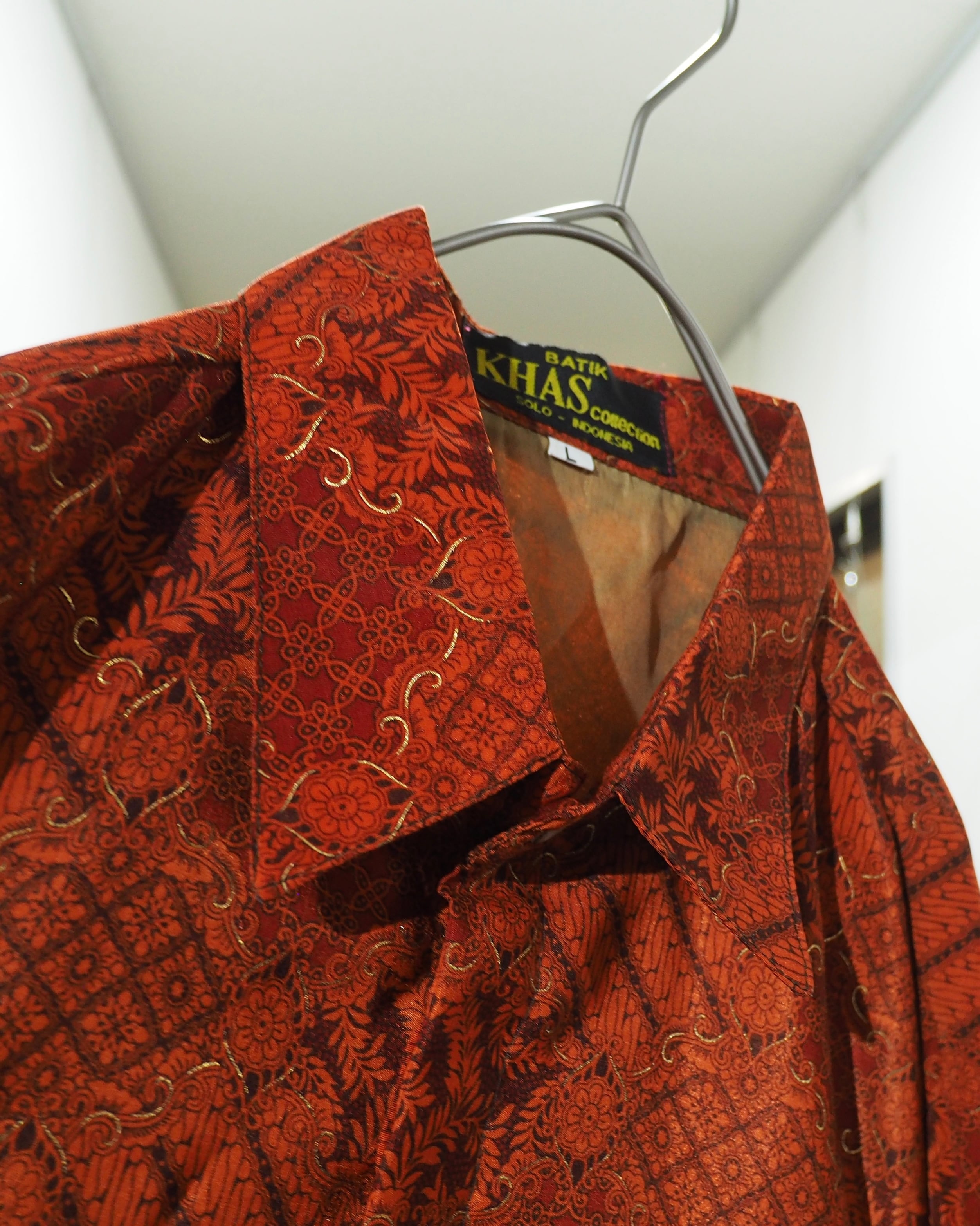 " 絢爛 " Beautiful Oriental Batik Flower Pattern Vintage Drape Loose Shirt
