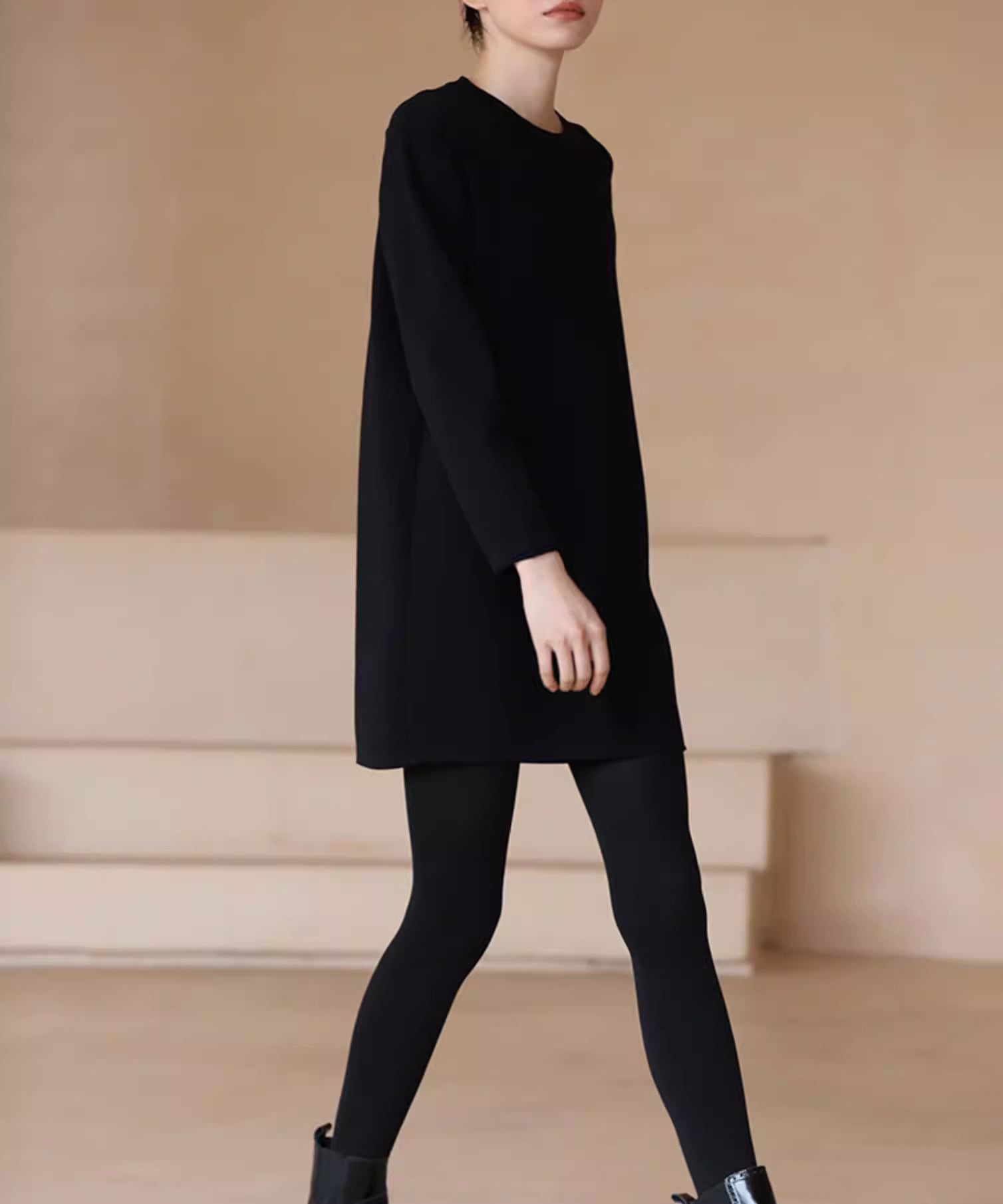 ミニマムブラックワンピース Q0525 | poet