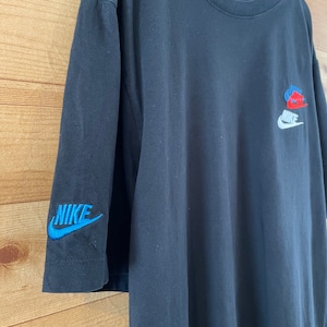 【NIKE】刺繍ロゴ Tシャツ 黒ボディに刺繍ロゴがカッコ良いTシャツ X-Large US古着 アメリカ古着