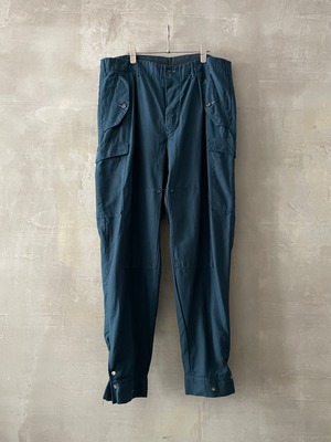 TrAnsference tapered military cargo pants - teal garment dyed