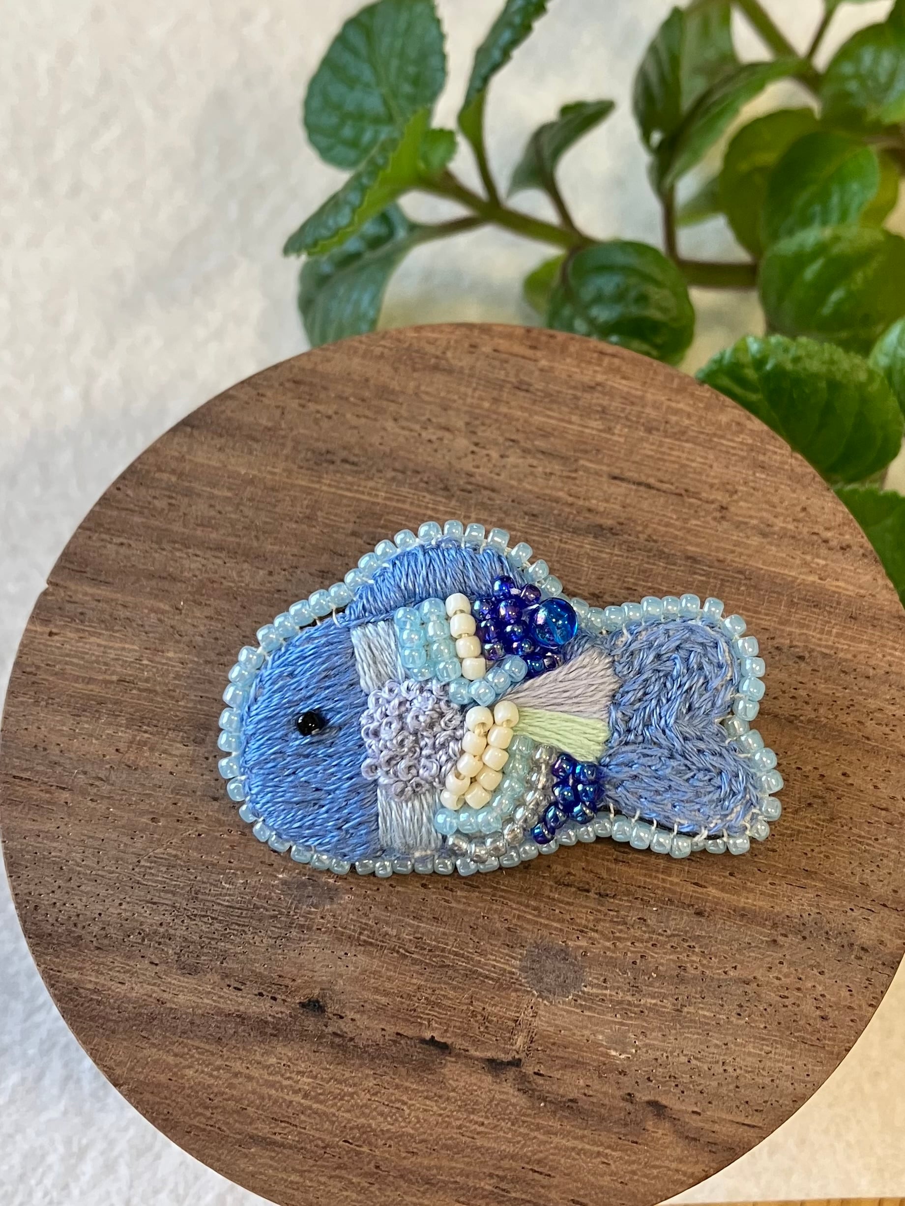 ブローチ コサージュ バッジ ビーズステッチ 刺繍 ハンドメイド 7個