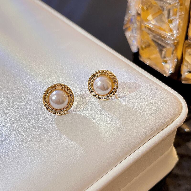 バロック風ピアス