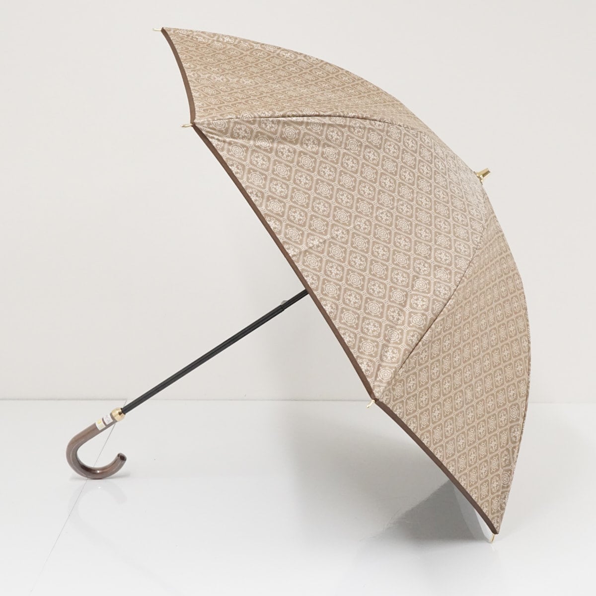 日傘 Aquascutum アクアスキュータム USED品 晴雨兼用 サマーシールド