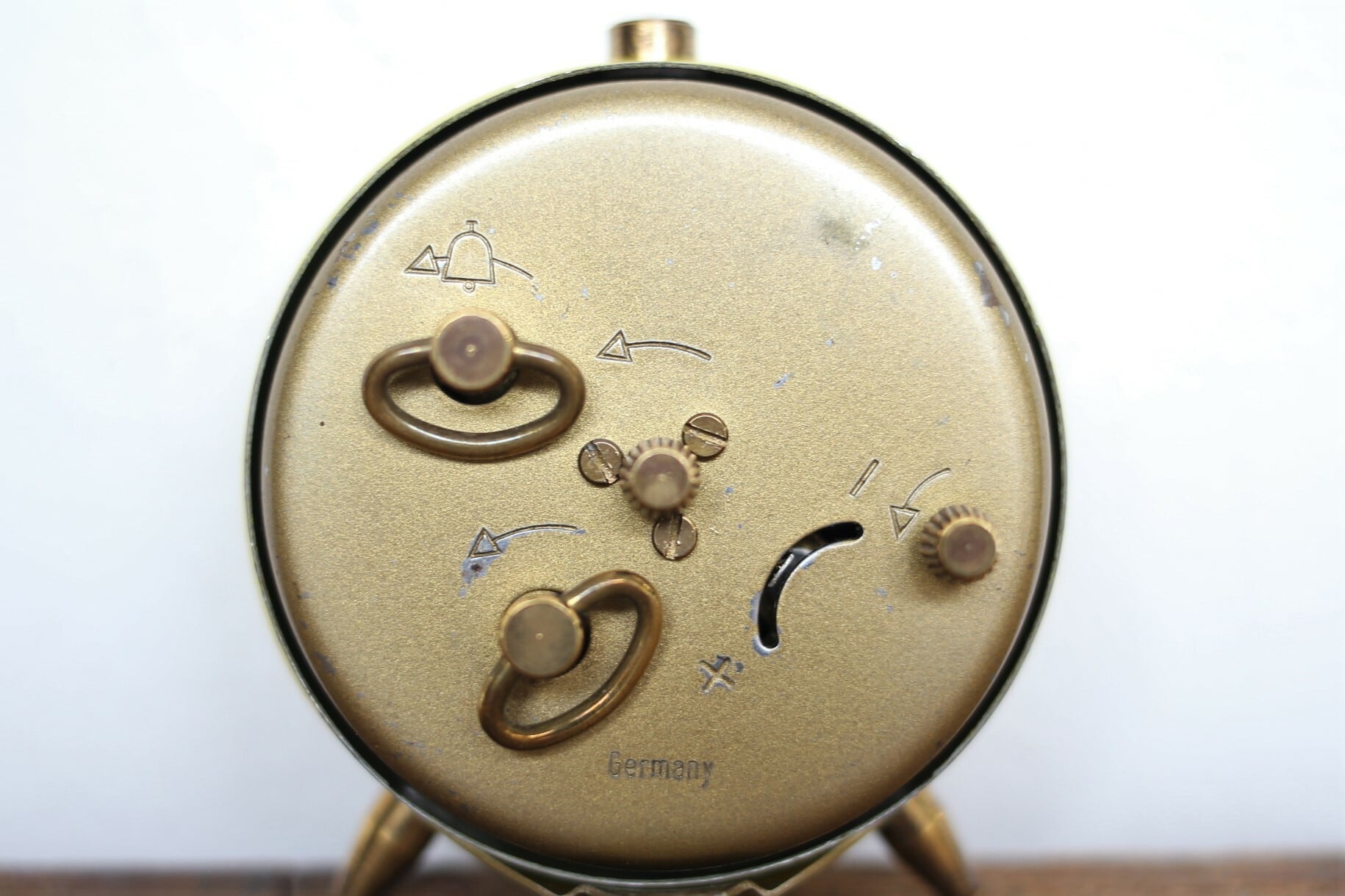 ドイツ アンティーク ヴィンテージ peter 目覚まし時計 (小型 黄色) N