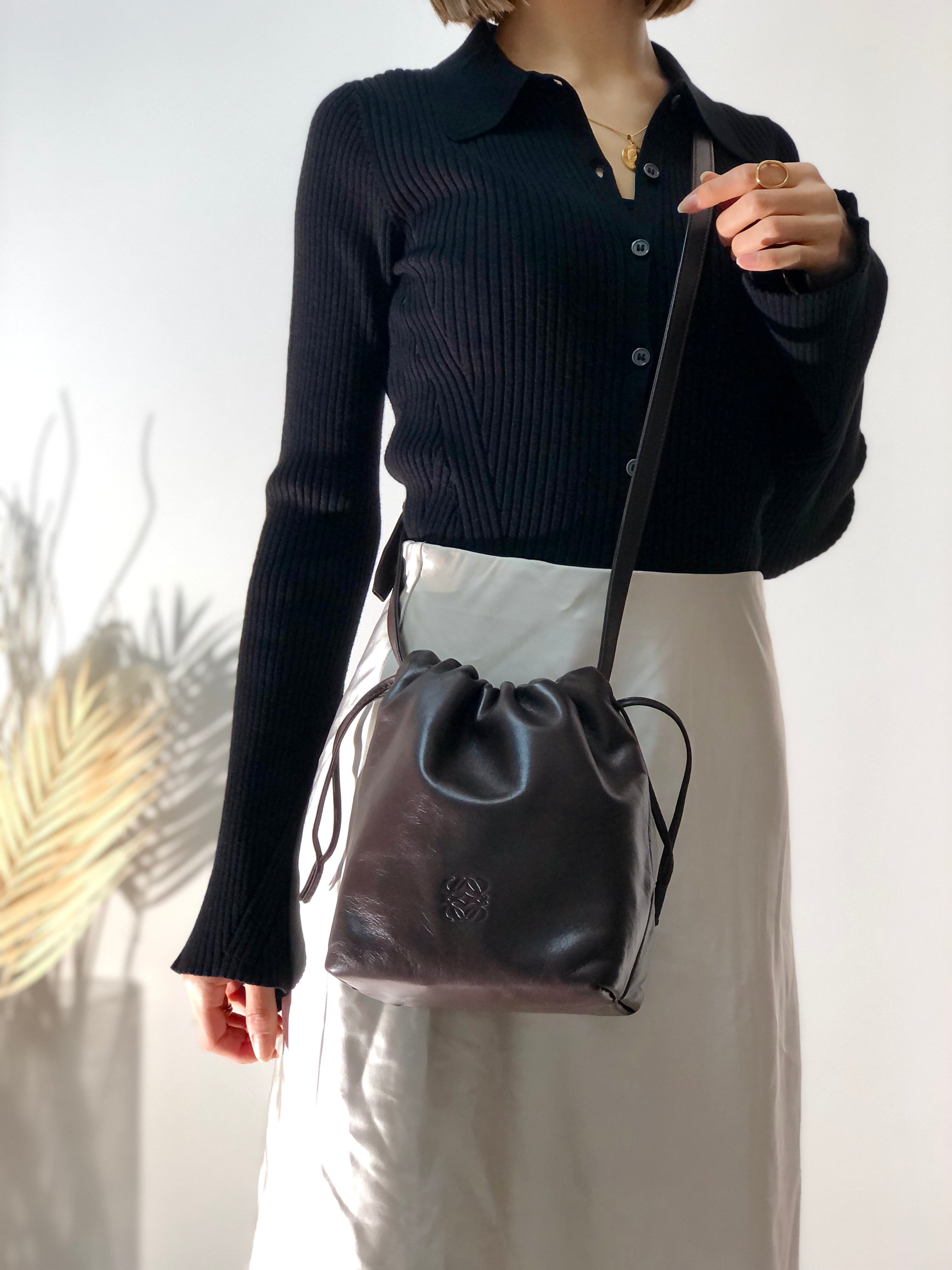 LOEWE ロエベ アナグラム レザー ショルダーバッグ