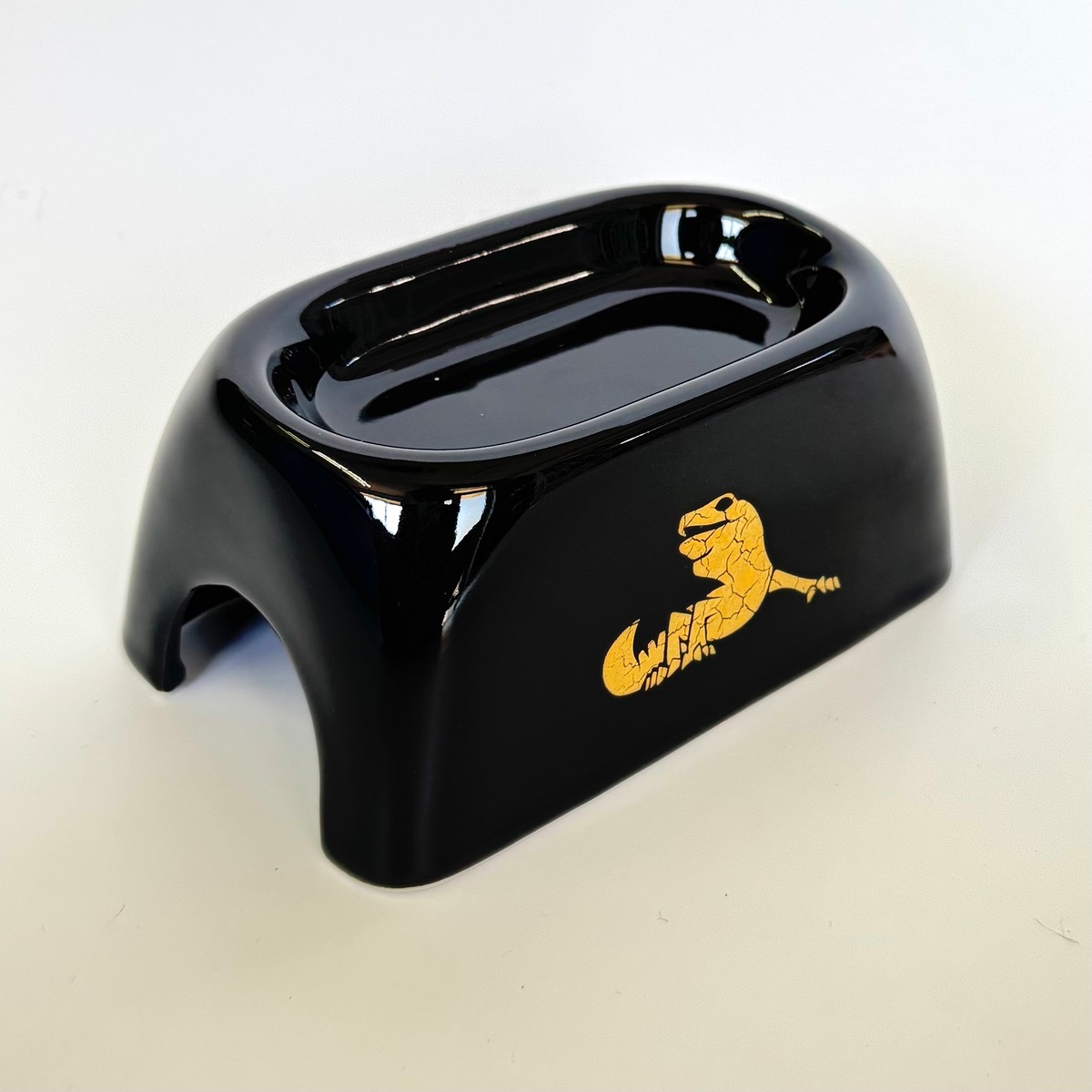 iShelter【Black Pet Shop aiSUru Crackled Marble Gold Logo 