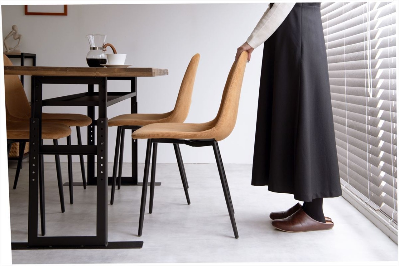 Jolly 一人掛けダイニングチェア コーデュロイ