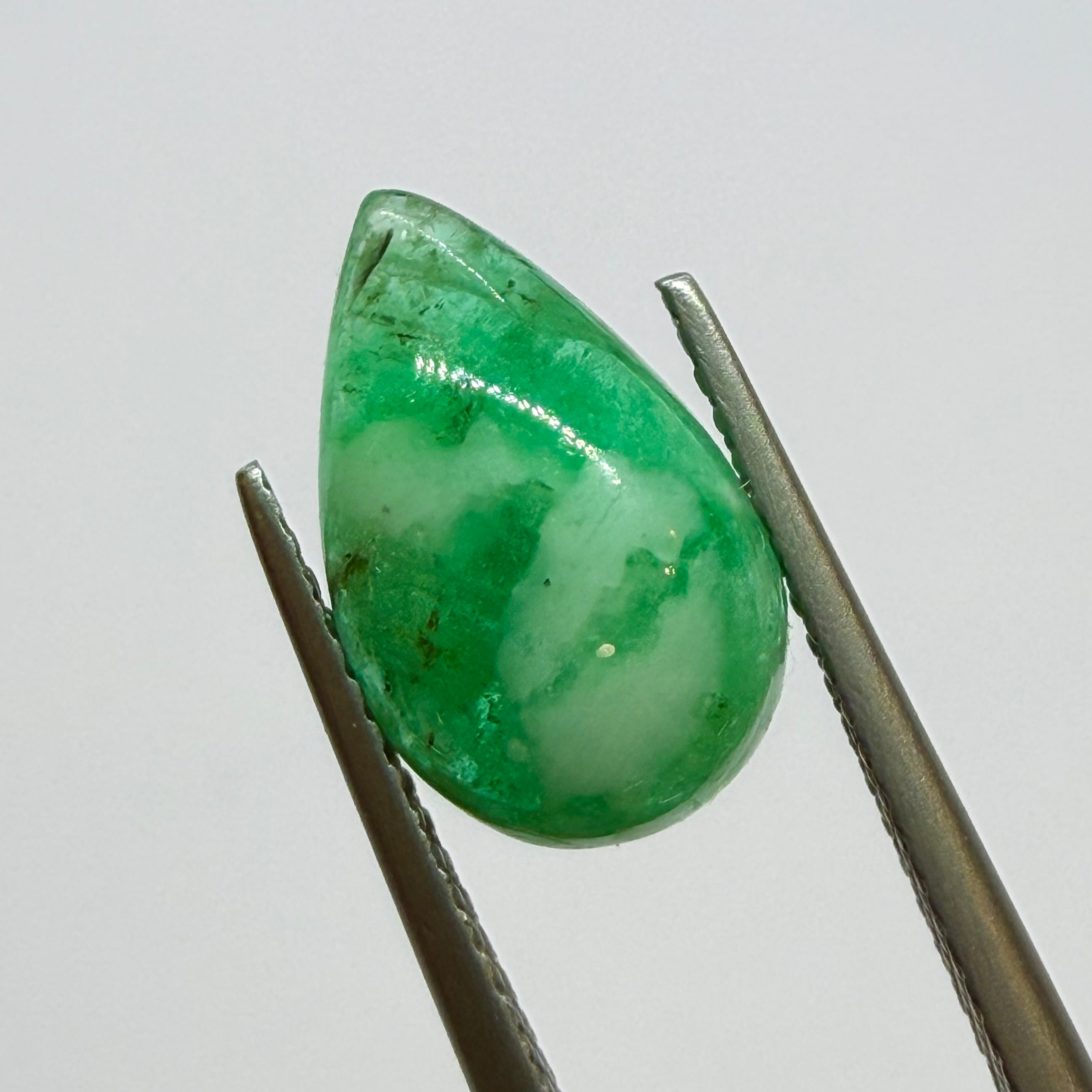 初夏を移したようなエメラルドインクオーツ