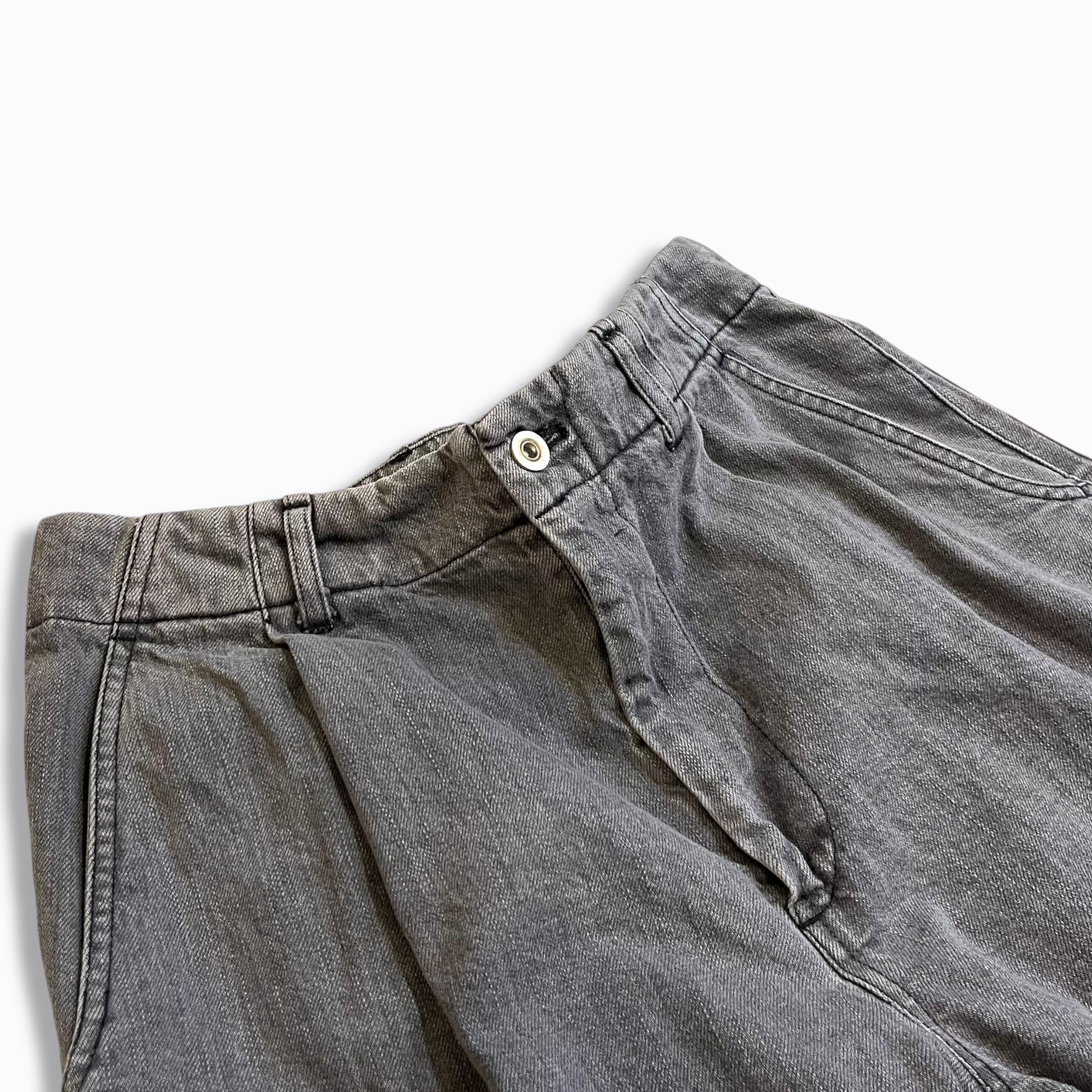 VOAAOV【ヴォアーブ】BLACK DENIM WIDE SHORTS | store a