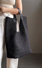 編みトートバッグ｜軽やかに整う透け感デザイン