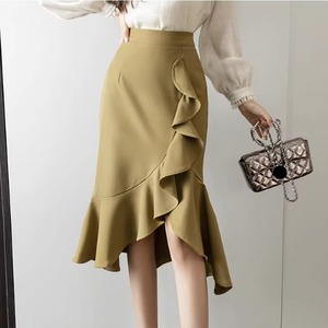 【送料無料】 ロングスカート 2色 冬 マーメイドスカート ひざ丈 フレア Aライン ファスナー ハイウエスト かわいい 大人可愛い きれいめ カジュアル 大人 上品 おしゃれ お洒落 こなれ感 コンサバ系 ラフ モード系 レディライク 無地 30代 40代 レディース 女性用 ママ服 オフィス ビジネス OL デート お出かけ お呼ばれ 休日 お茶会 女子会 授業参観 誕生日会 着回し 普段使い ファッション コーデ スタイル 楽ちん 体型カバー 美脚 脚長 定番