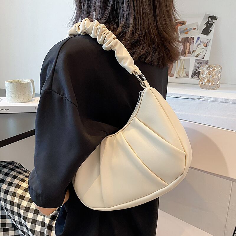 サマーチェーン レッド 夏物 メッセンジャーバッグ Tiancai_Wing_Bag26959677681