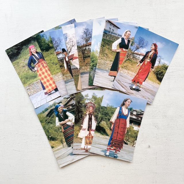 ブルガリア　民族衣装のポストカードセット
