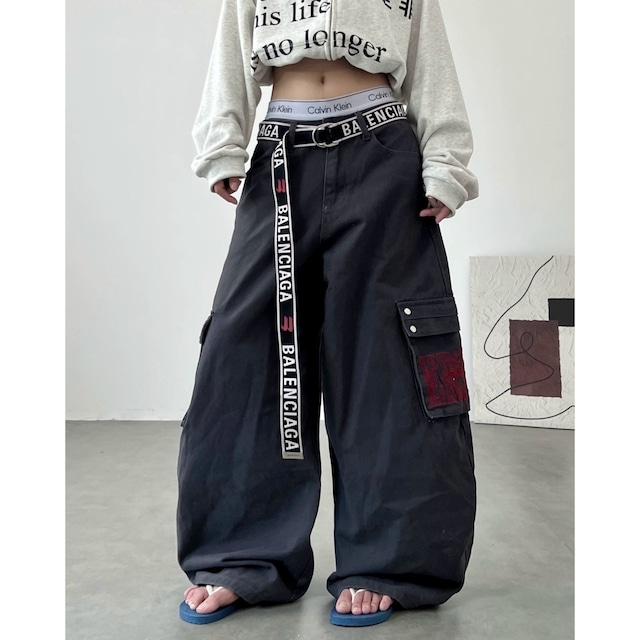 レタリングポケットボリュームシルエットカーゴパンツ 2col R02904