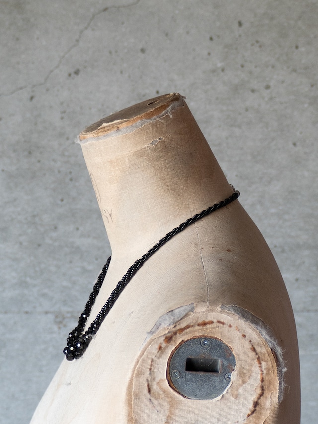 unknown used Black Spinel necklace