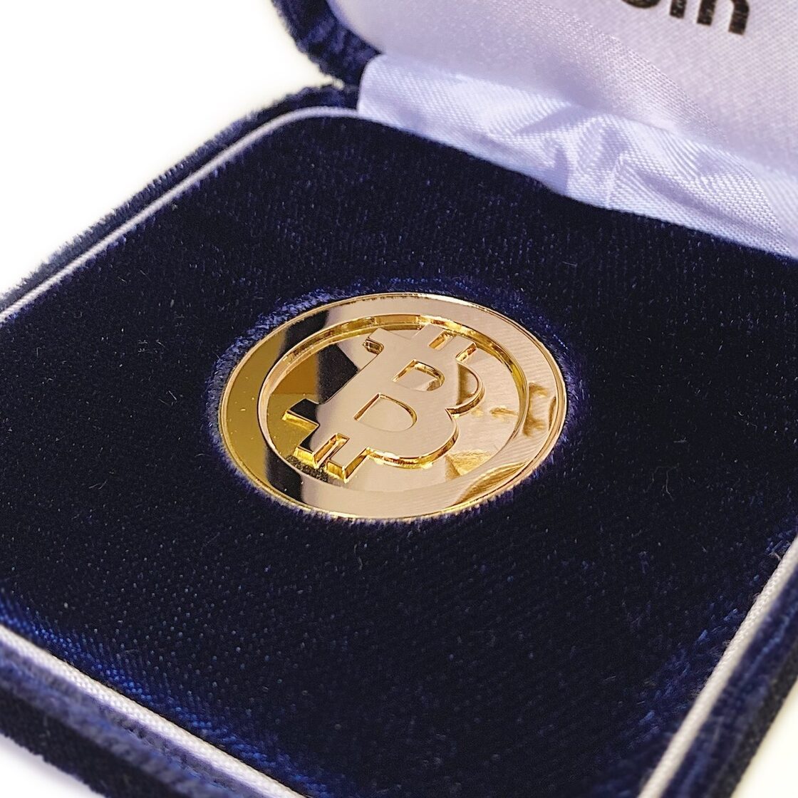 純銀 BTC GOLD / Pure Silver Bitcoin (Gold plating) / CR-0001 純銀ビットコイン ゴールド |  Pay ID
