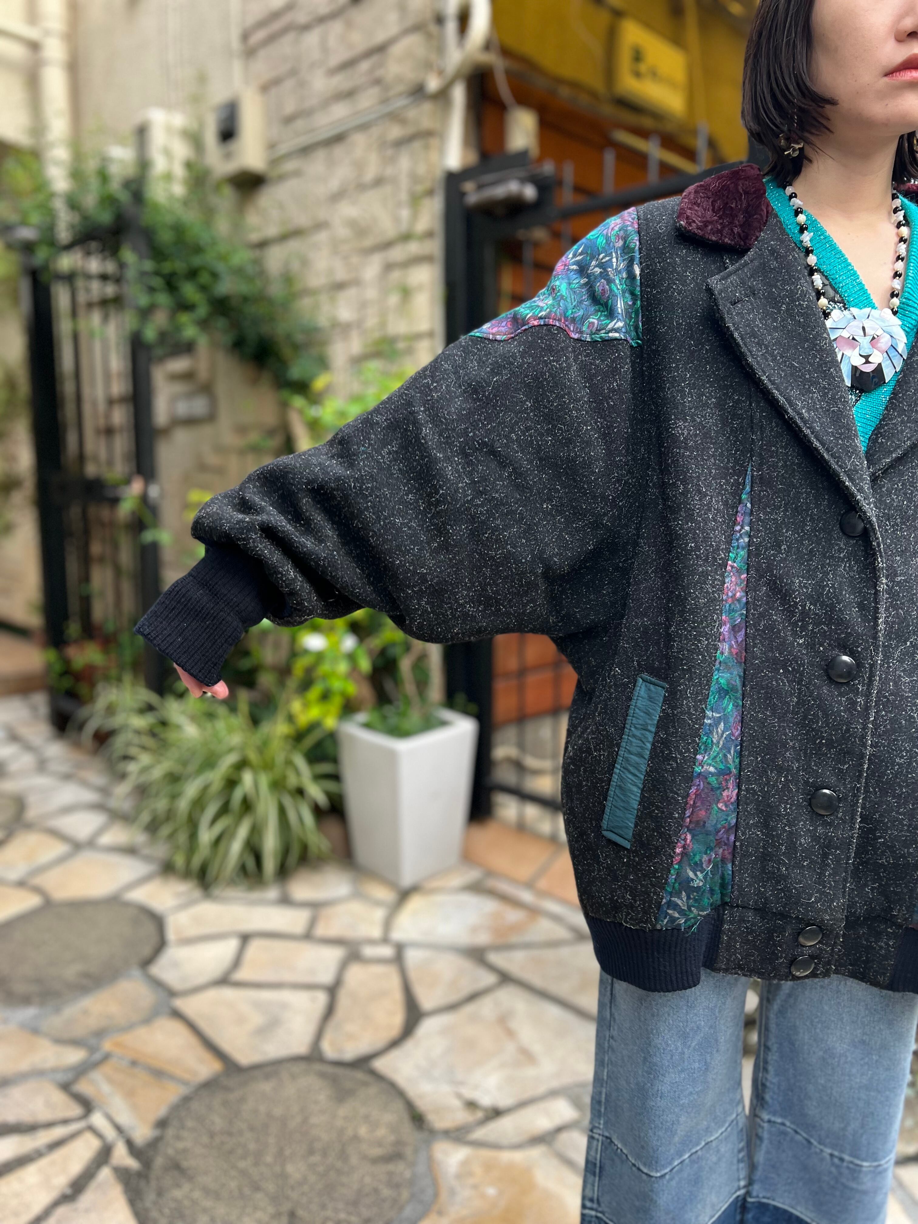 80s dolman sleeve black wool × floral switching Coat ( ヴィンテージ ドルマンスリーブ ブラック  ウール × 花柄 スイッチング コート ) | Riyad vintage shop powered by BASE
