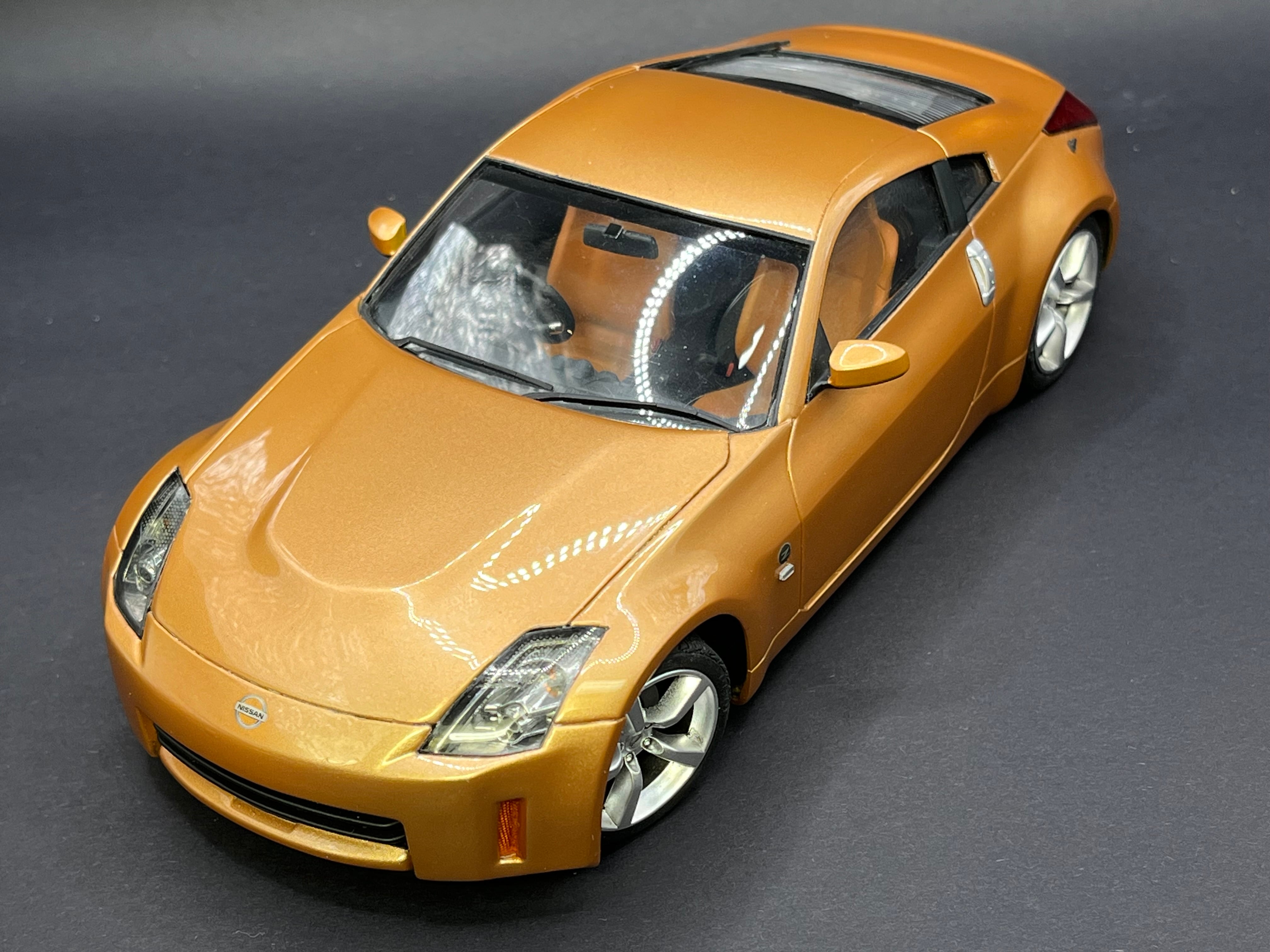完成品アーカイブ / 現品販売】1/24 アオシマ フェアレディZ (Z33