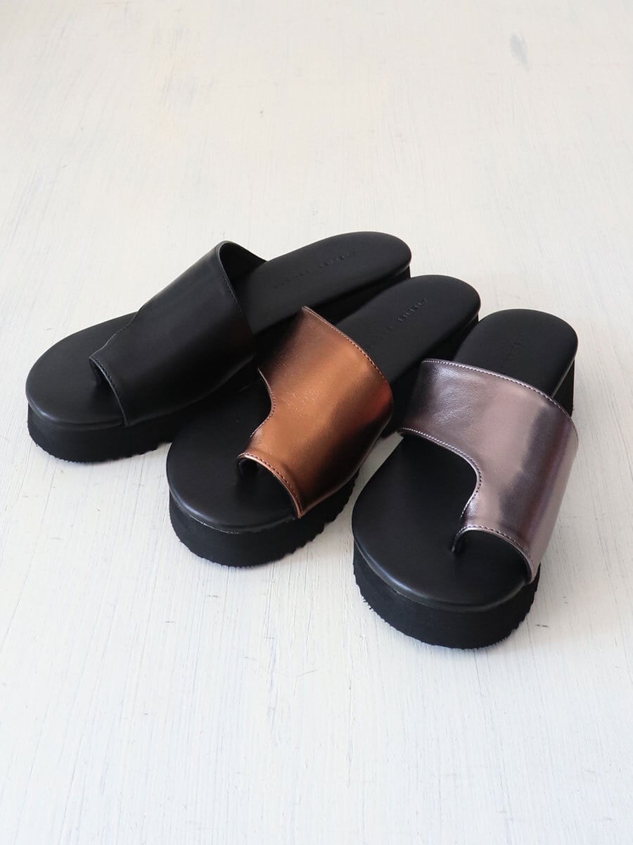 【SALE】ATELIER BRUGGE アトリエブルージュ Thong sandals(26ISM-13)