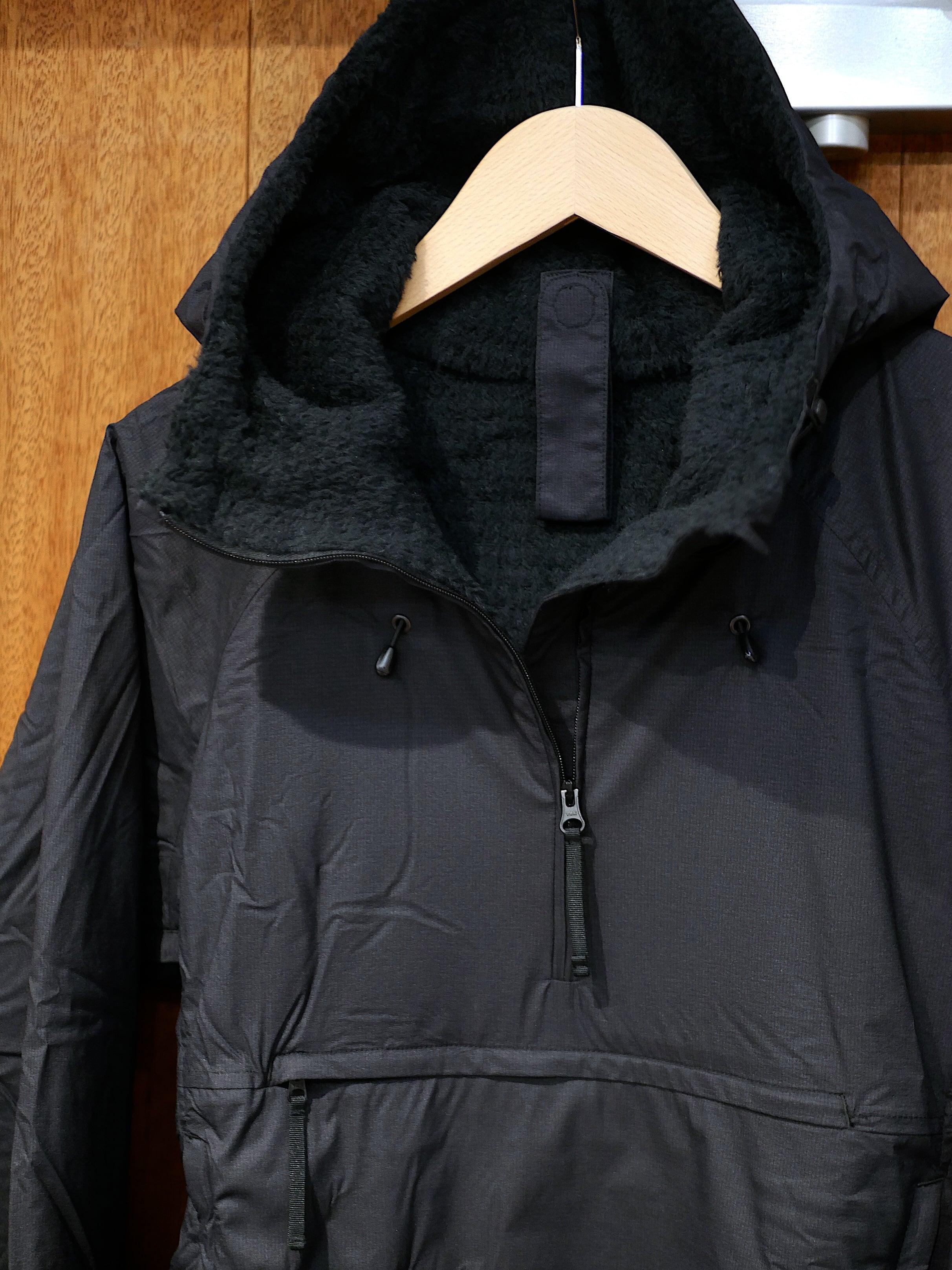 山と道Alpha Anorak unisex M黒 山と道 / ALPHA ANORAK（UNISEX） | st. valley house - セントバレー