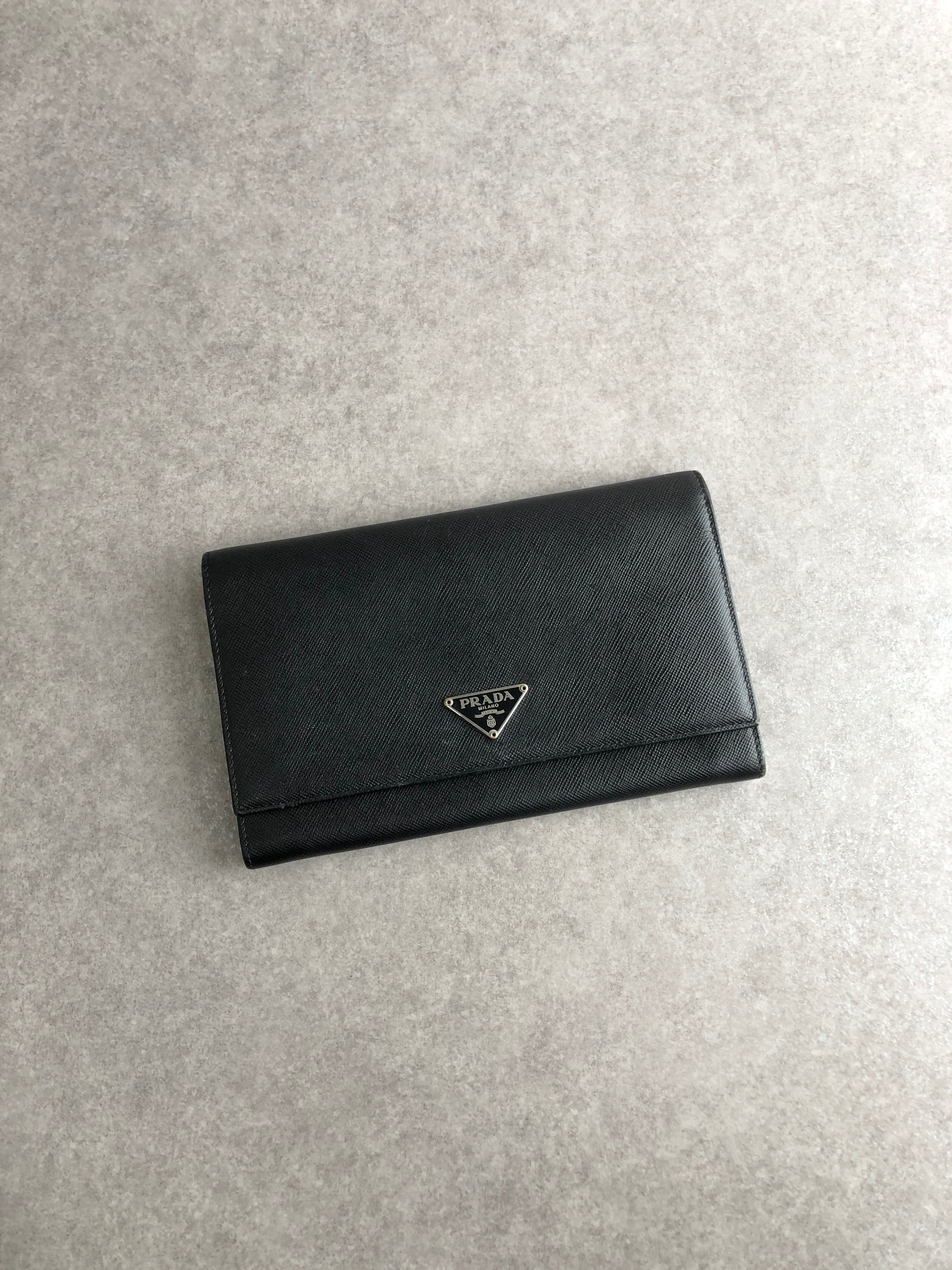 PRADA プラダ 財布 ブラック トライアングルロゴ サフィアーノレザー 2