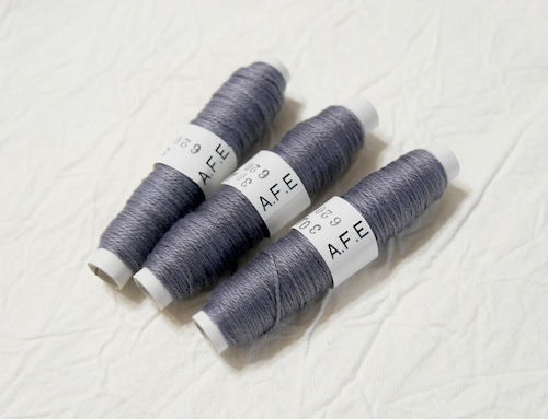 ニャンドゥティ専用糸“amo” 濃いグレーno.620