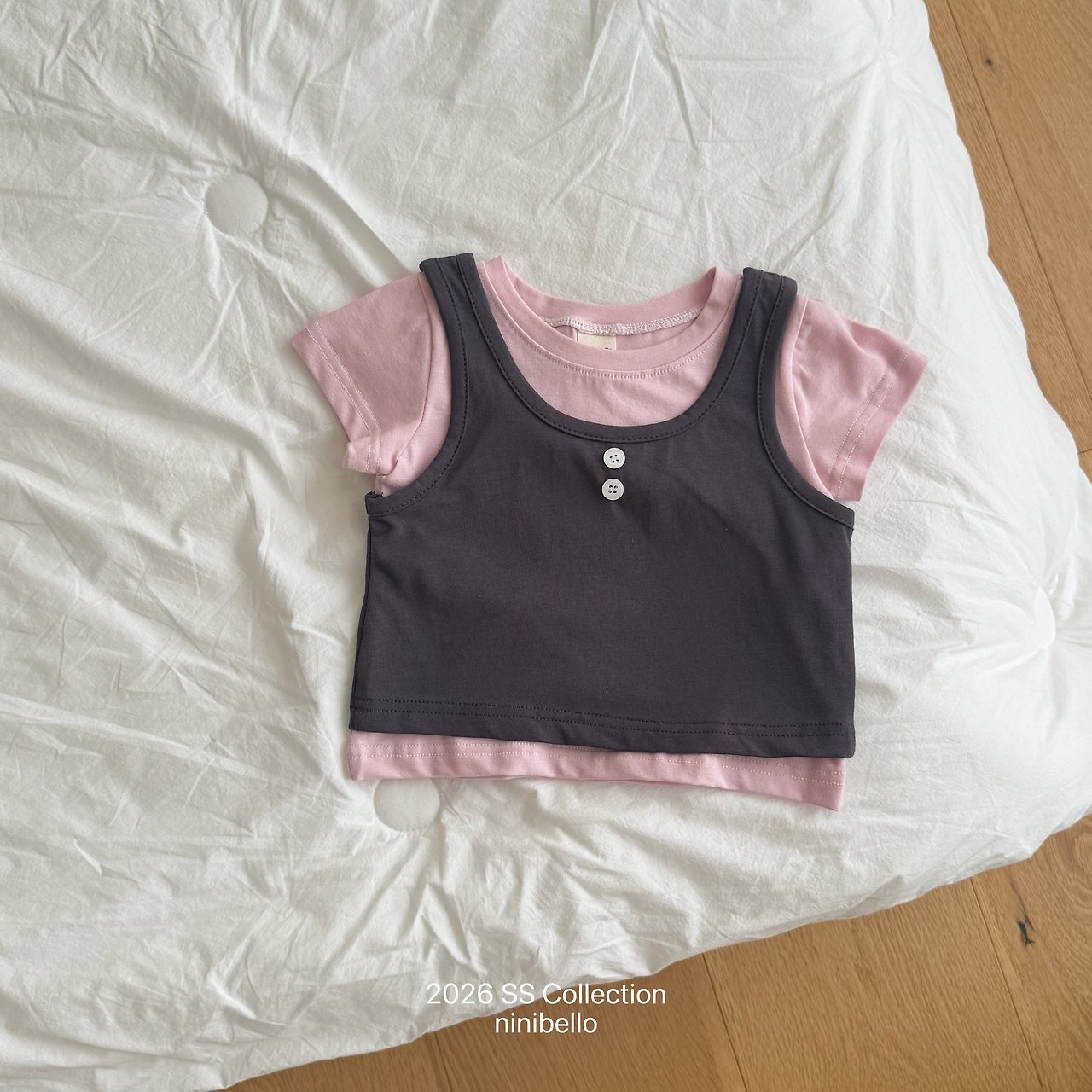 [ninibello] Daily Sleeveless Layered Tee +fee2 / [니니벨로] 데일리나시레이어드티