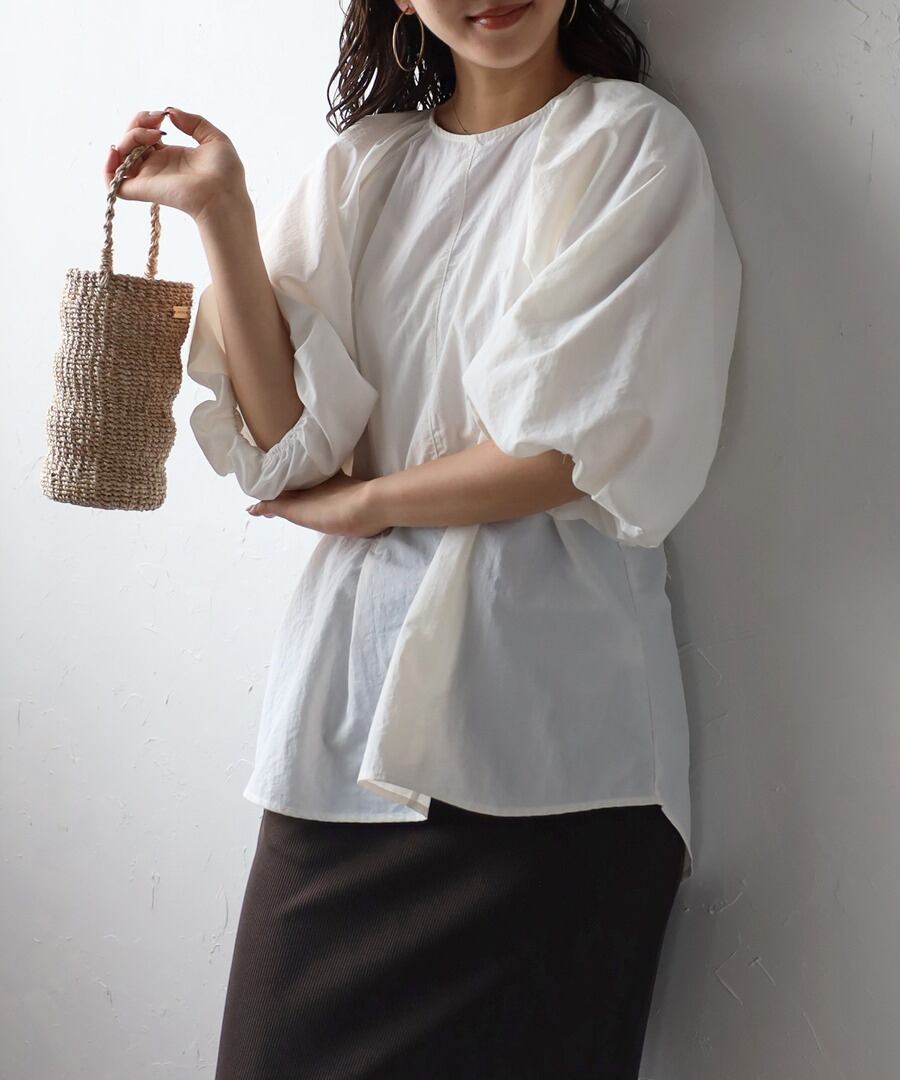 バルーンスリーブノーカラーウエストタックシャツ【t-11007】.