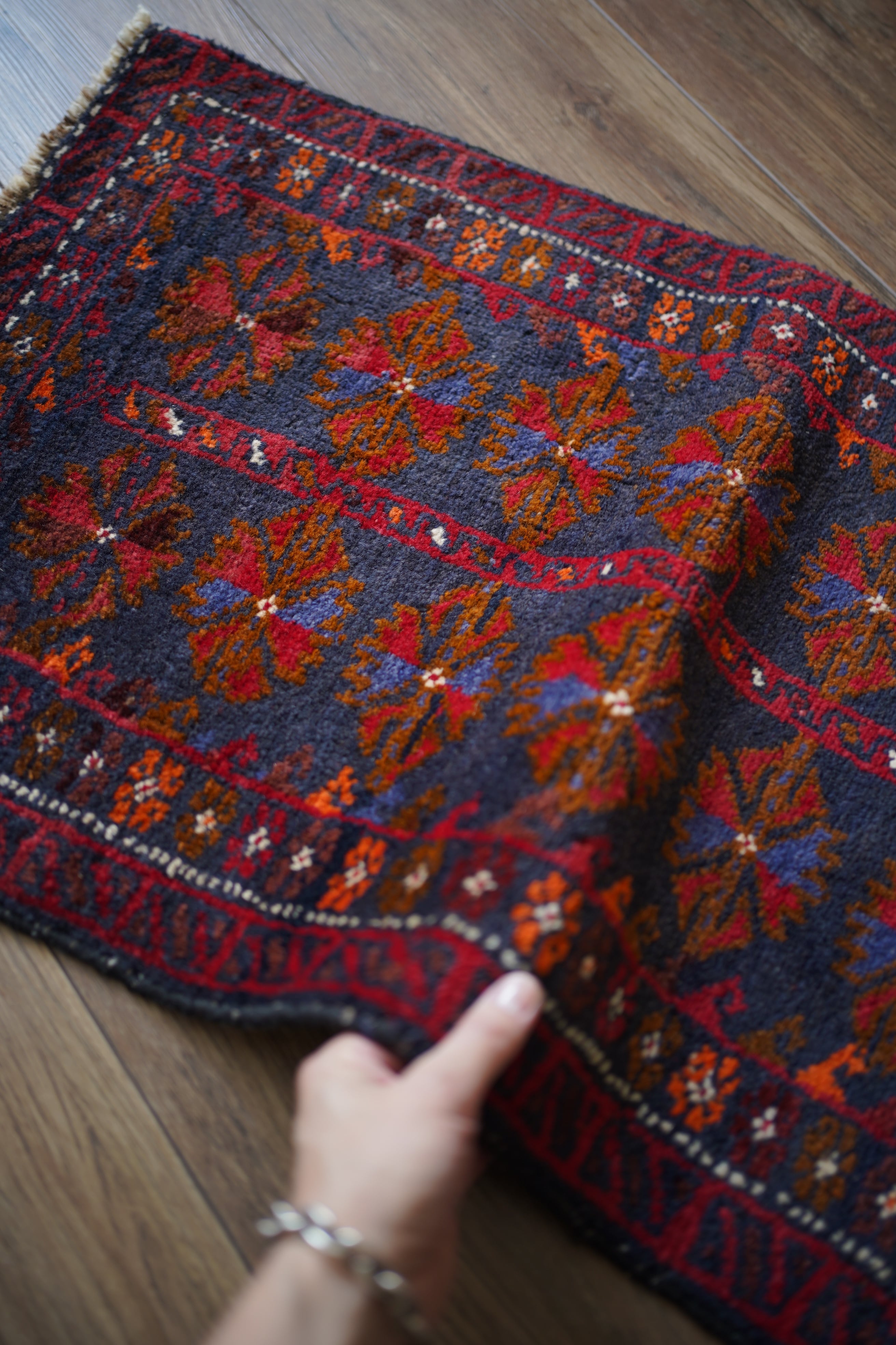Small Size | ヴィンテージラグ専門店 TIME RUG （ペルシャ絨毯