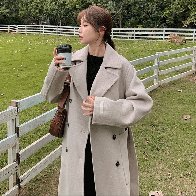 全2色 大きいサイズ 小さいサイズ レディース アウター チェスター コート ロング丈 ウエストマーク 厚手 無地 きれいめ キレカジ 上品 大人カジュアル シンプル ナチュラル 秋 冬 かわ大 かわ小 セットアップやパンツドレスなど二次会ドレスに合う海外ファッション