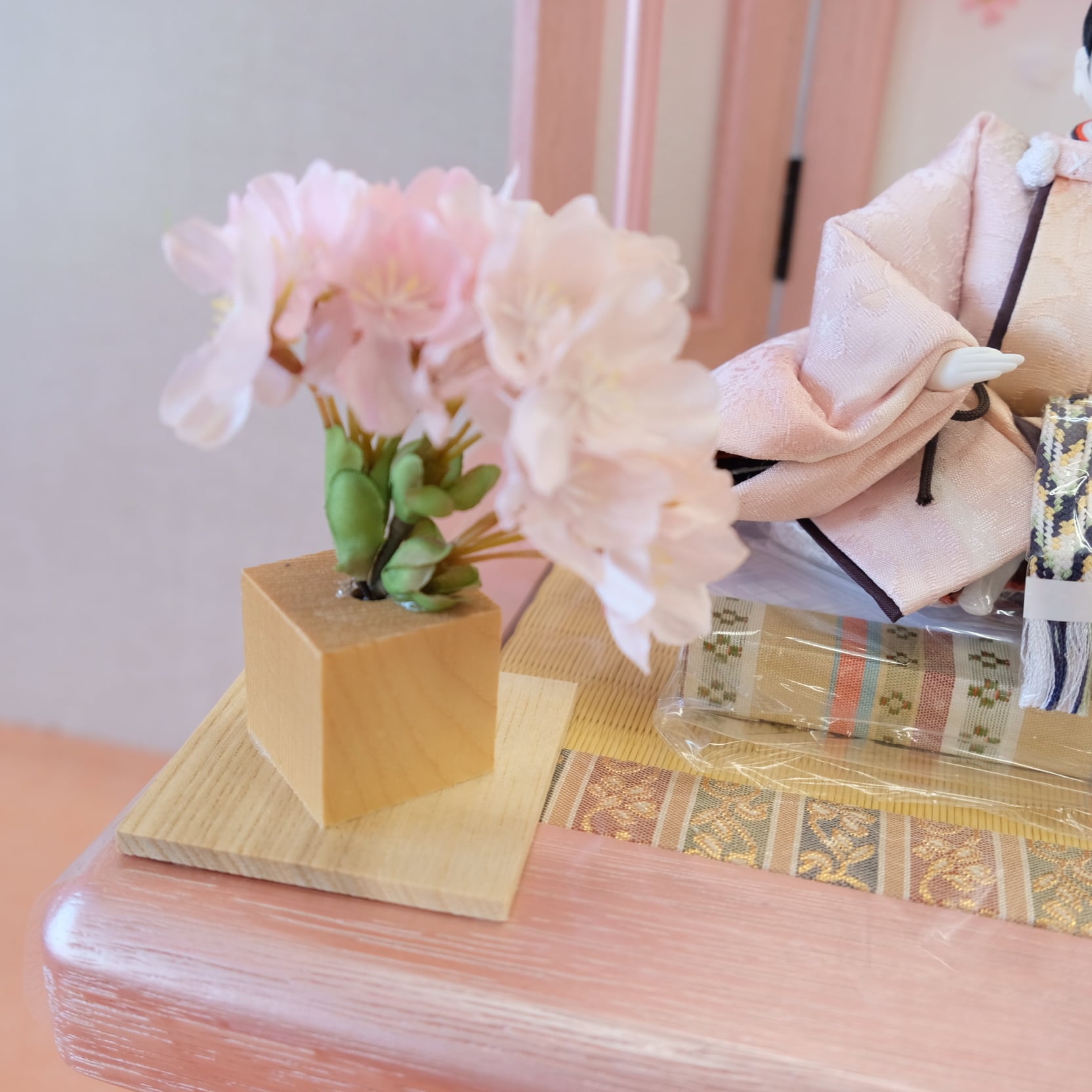 雛人形 ピンク収納飾り｜桃の節句｜インテリア｜おしゃれ｜コンパクト