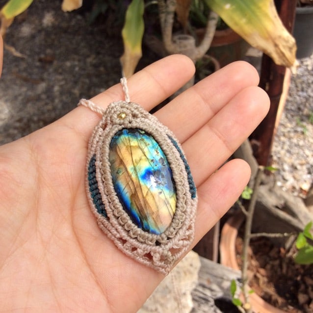 極上 ラブラドライト マクラメ ネックレス