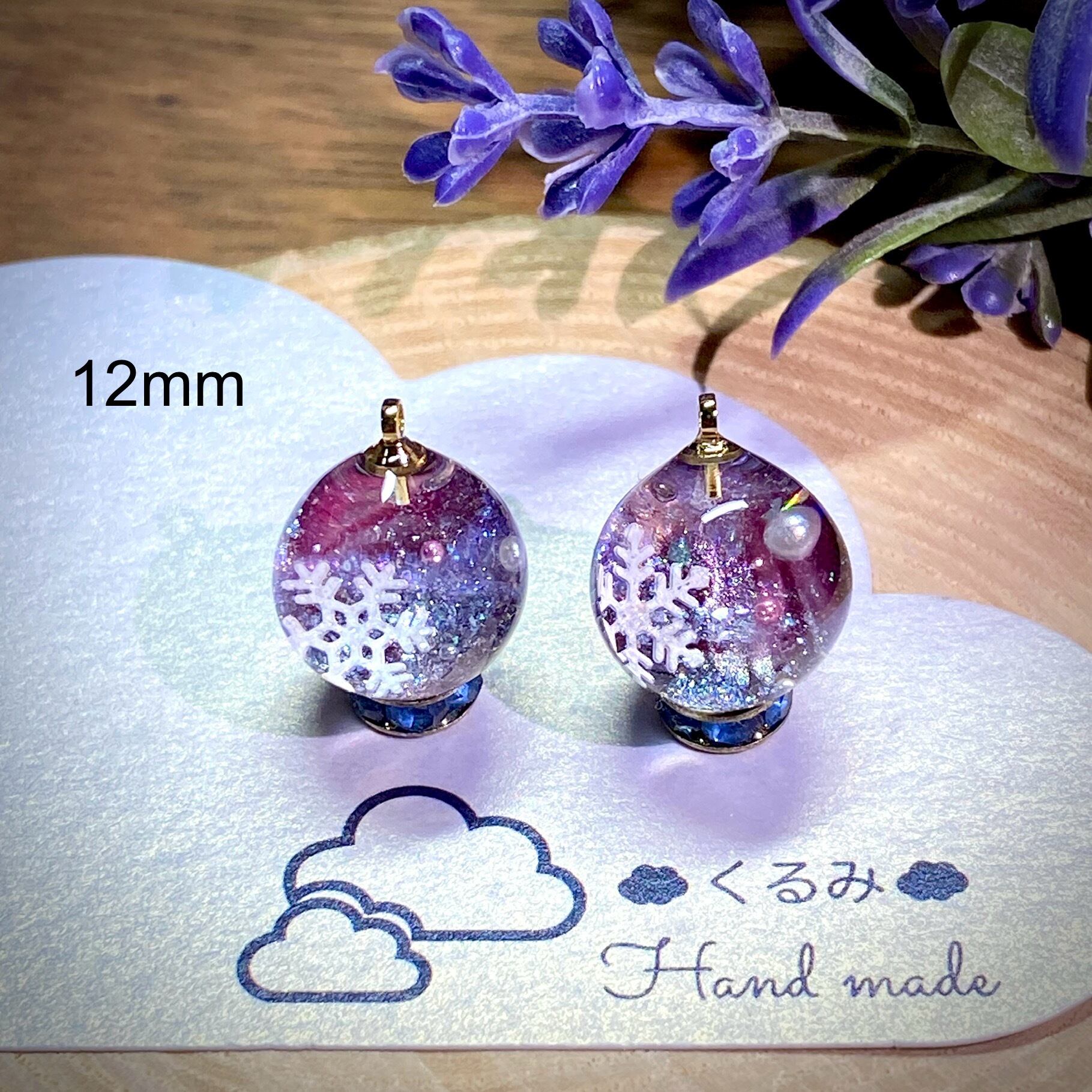 レジンピアス イヤリング 雪の結晶 まん丸 12mm レッド