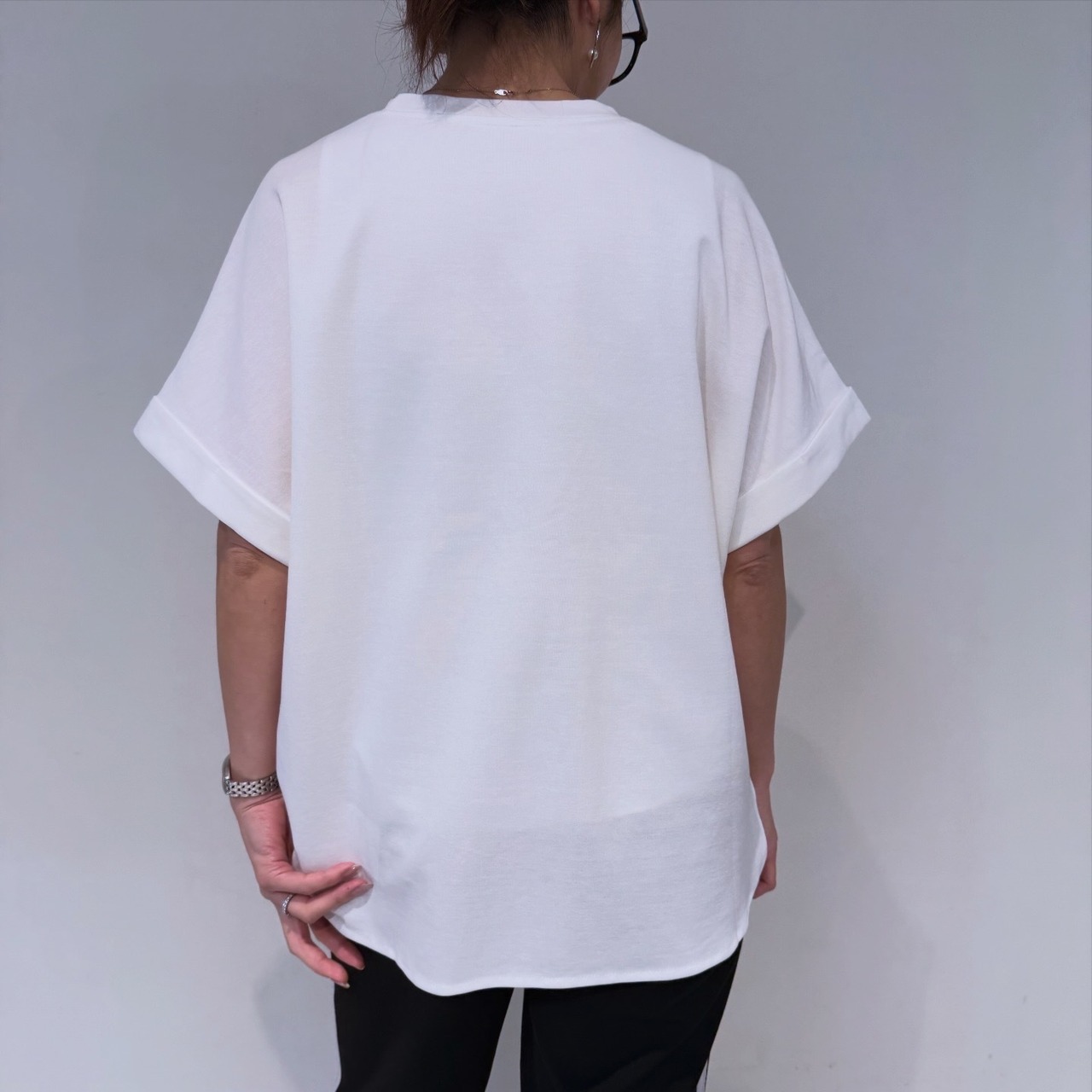 ポリーヌブロー   ビジュースペルDTシャツ