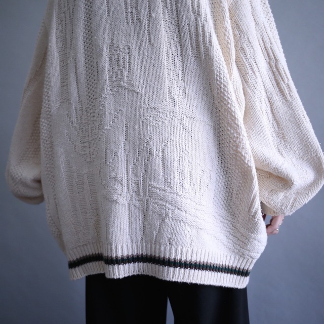 "刺繍×鳥" 3D low gauge knit loose cotton sweater