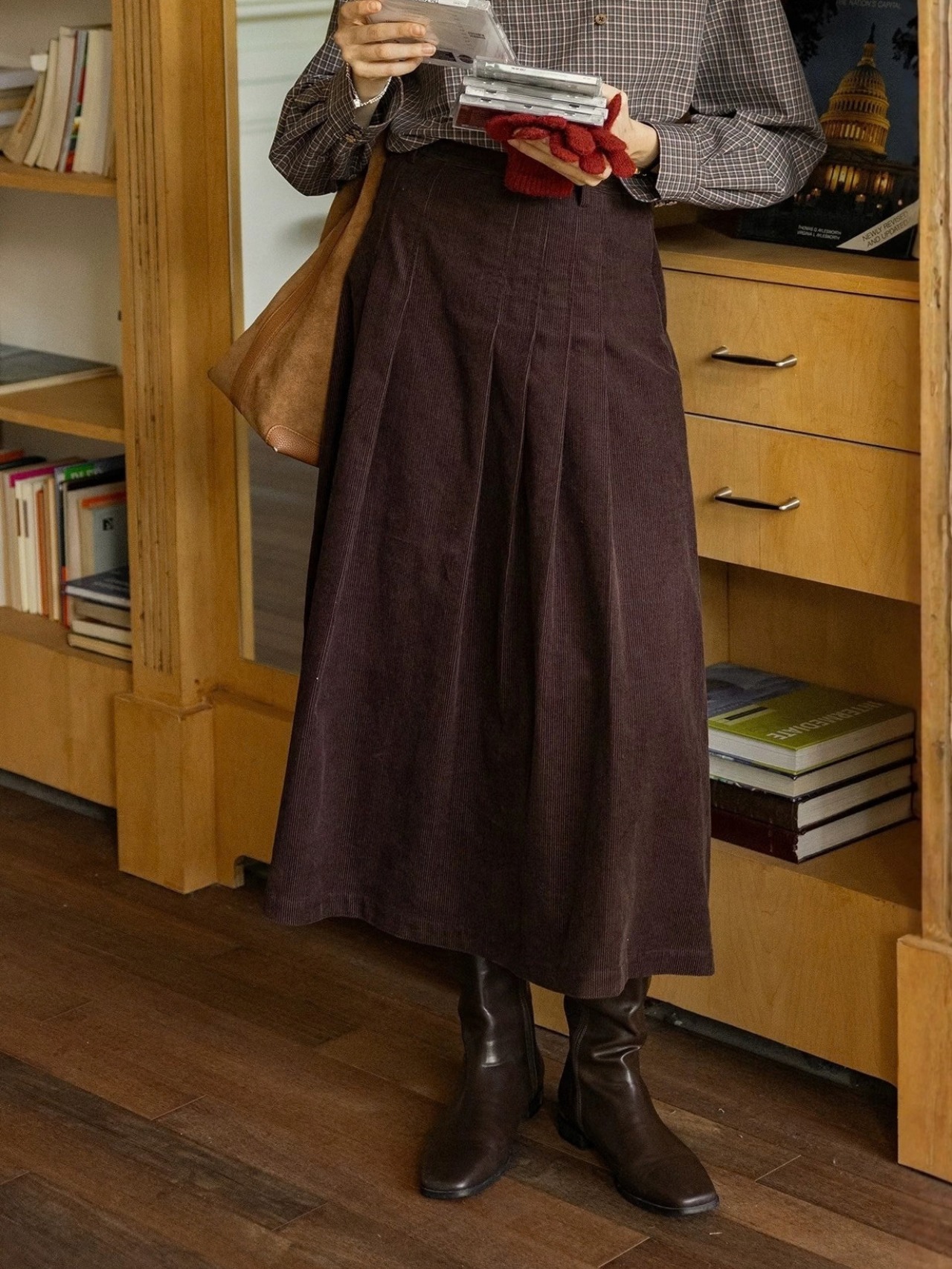 Feuillage Corduroy Pleated Long Skirt F0854