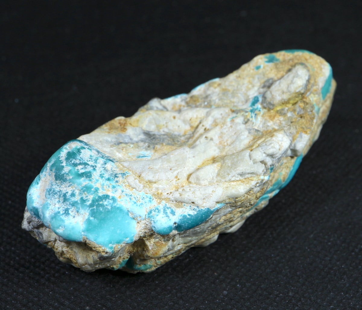 ロイストン ターコイズ トルコ石 ネバタ州産 原石 95,6g TQ152