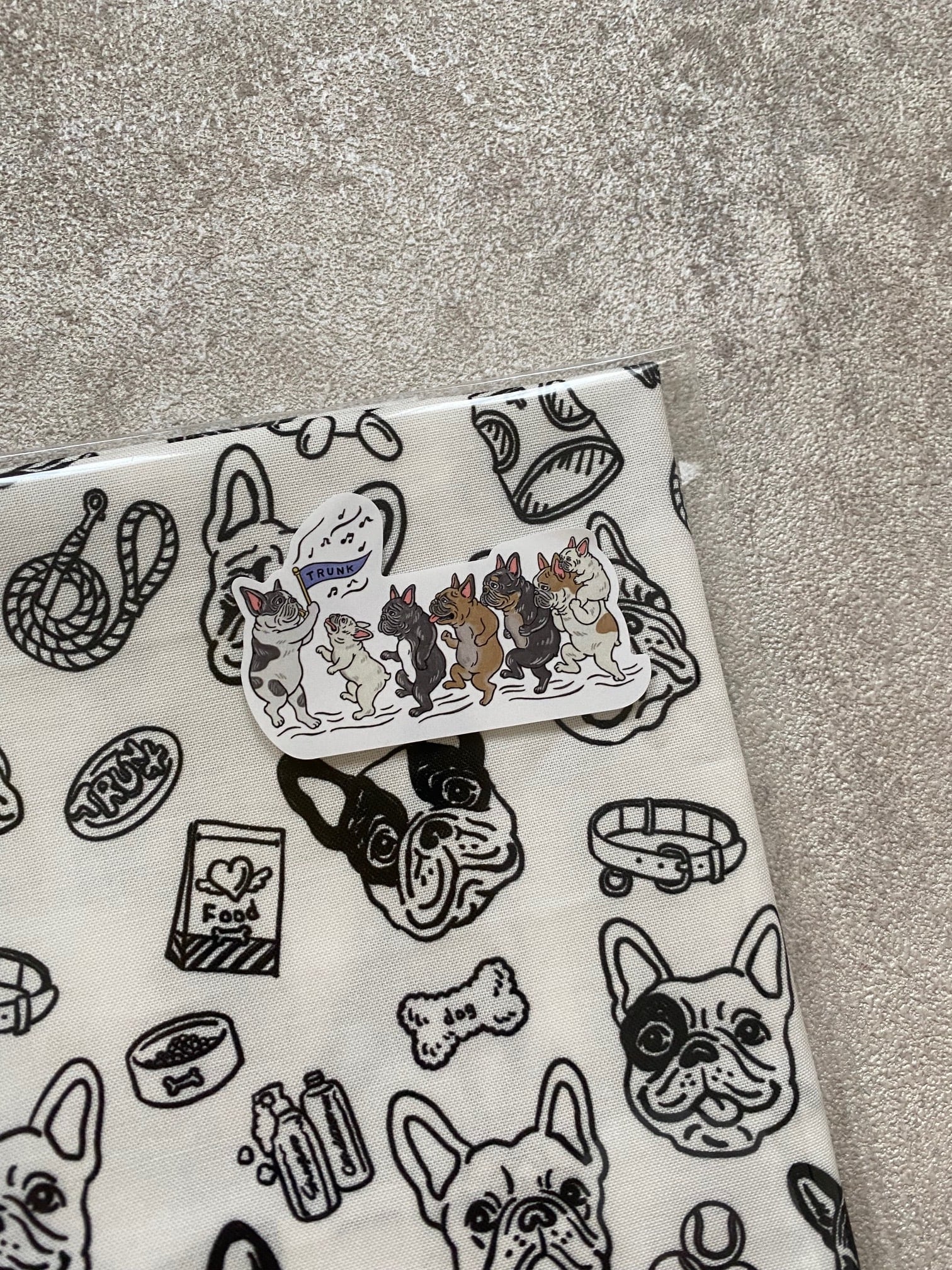 TRUNKN newデザイン ハンカチ